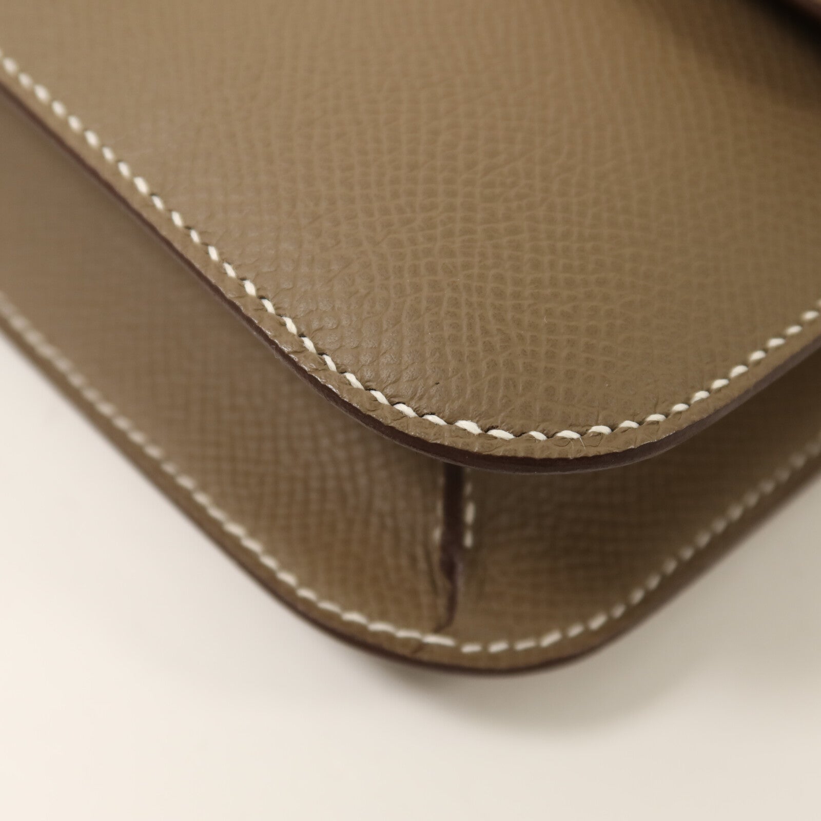 HERMES Epsom皮革Constance Elan金扣肩背袋Etoupe