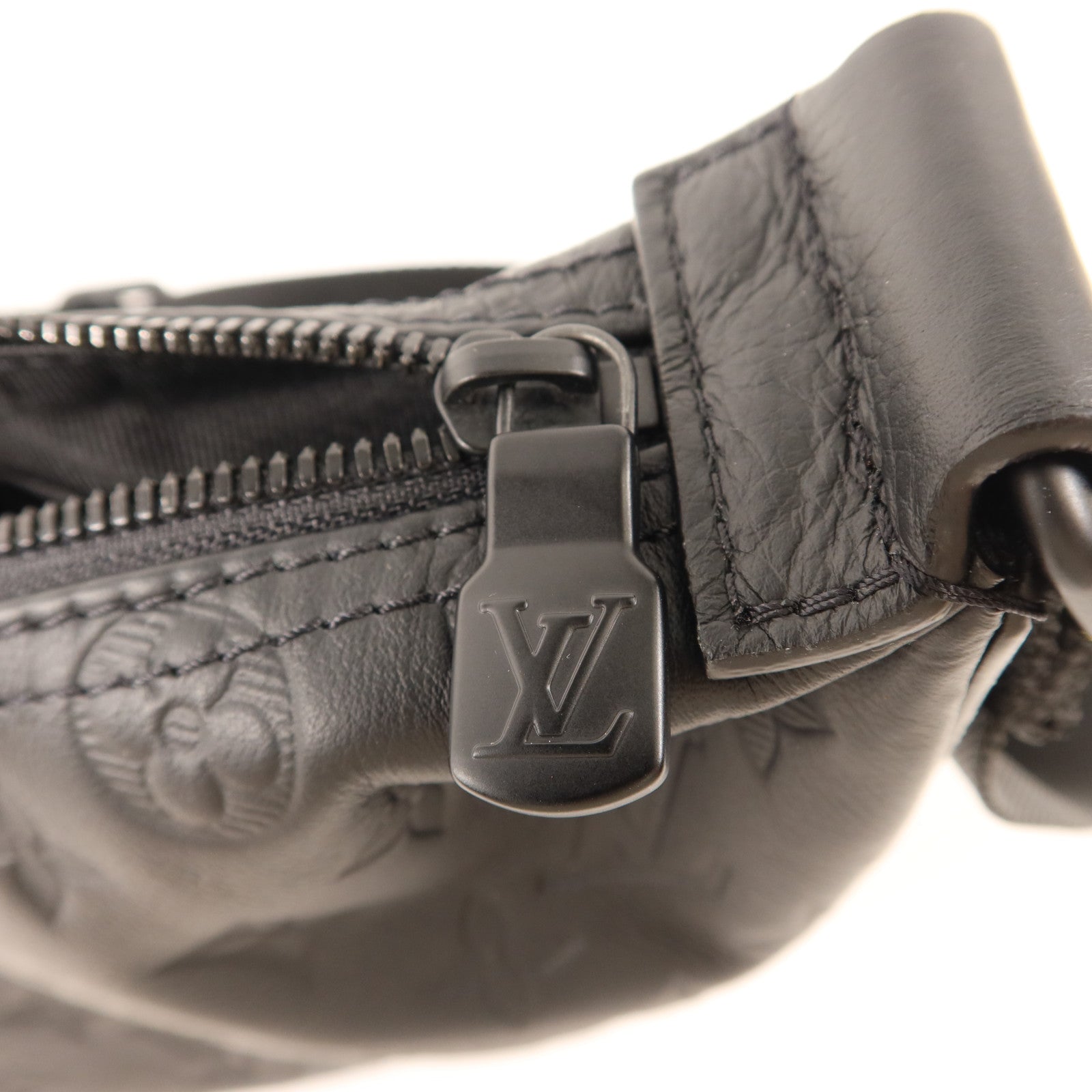 LOUIS VUITTON Monogram Shadow Hamac PM肩背袋