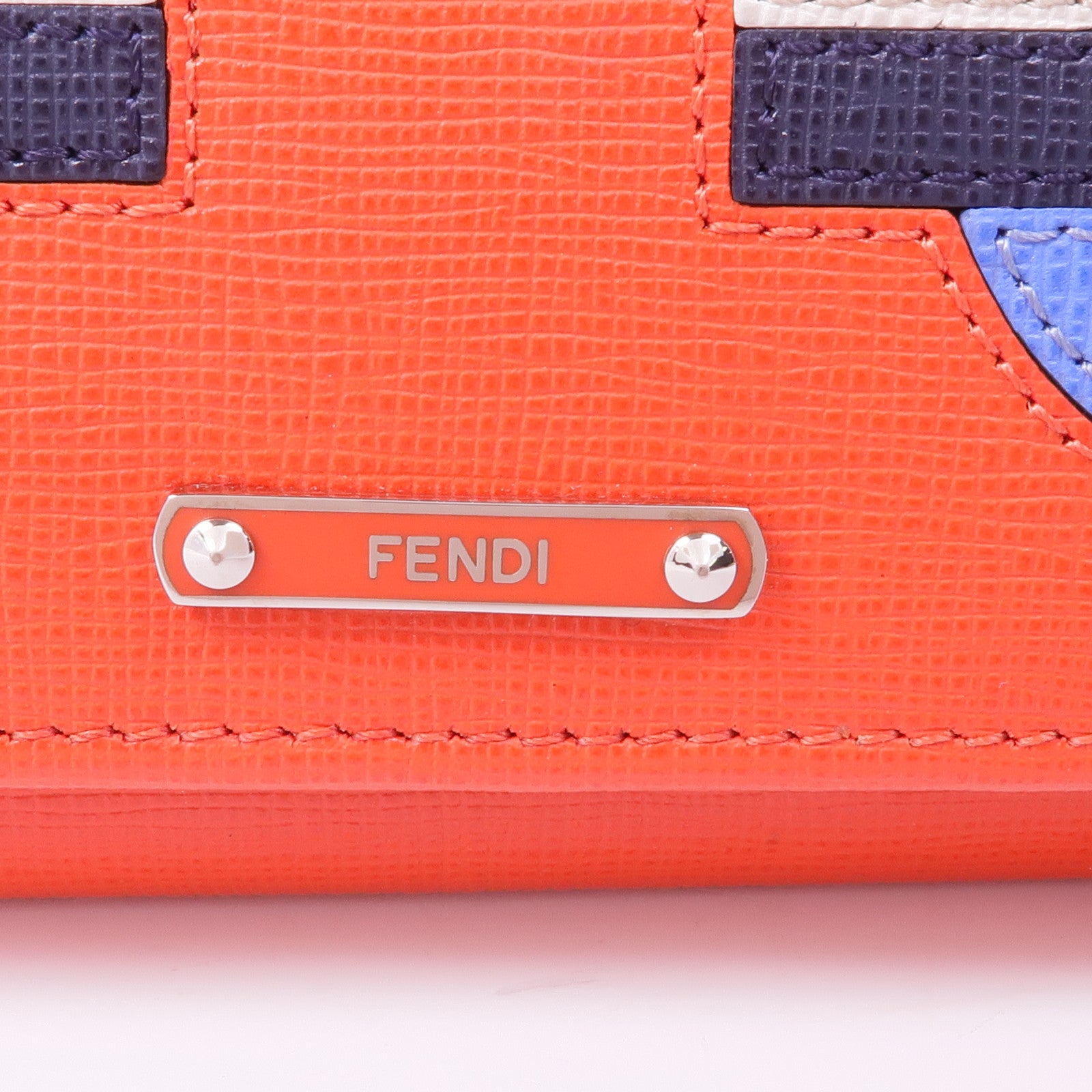 FENDI 皮革Long Wallet銀扣長錢包