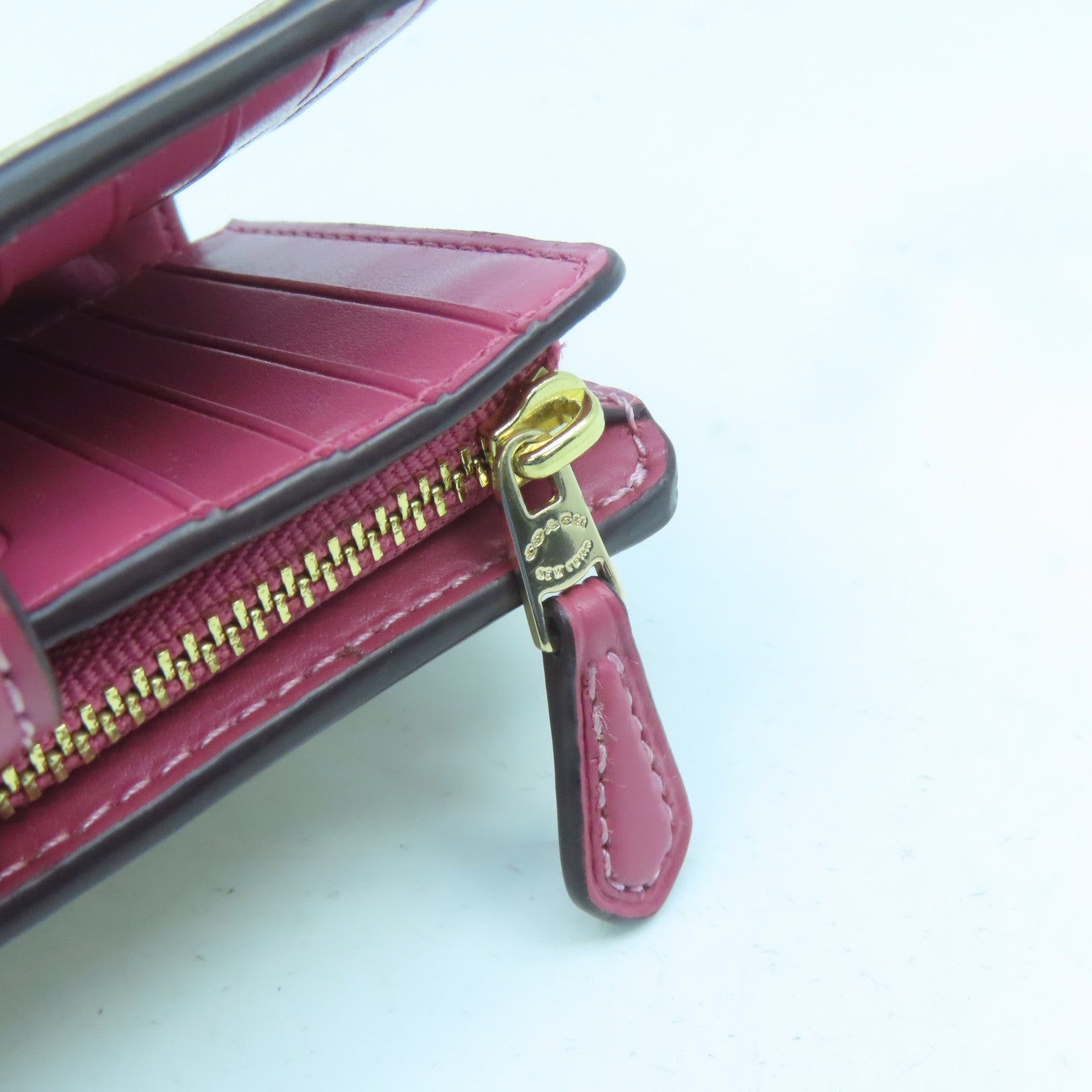 COACH 【激減優惠】塗層帆布Wallet金扣錢包粉紅色/米色