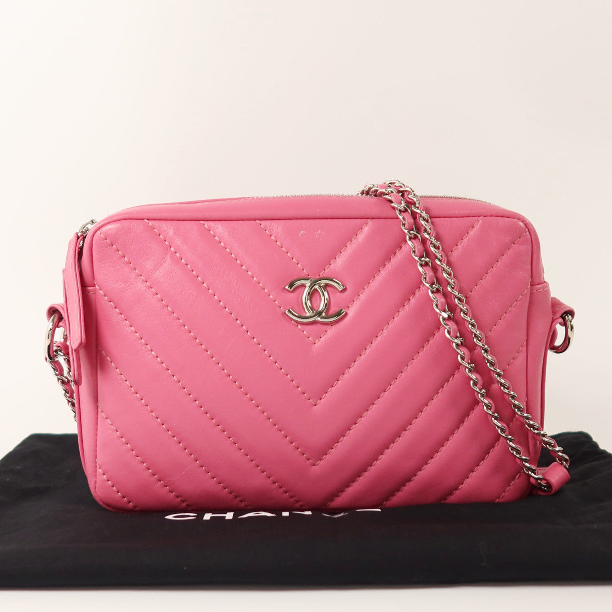 CHANEL 【激減優惠】羊皮皮革Chain Shoulder銀扣鏈帶肩背袋