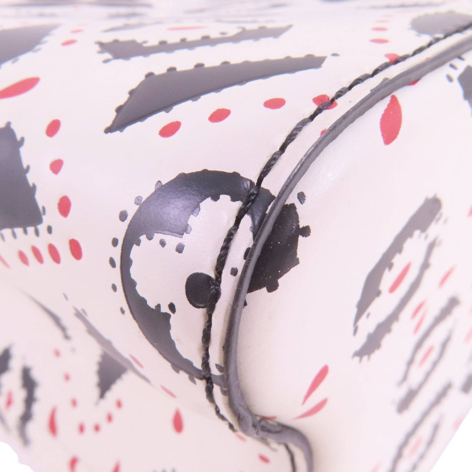 LOUIS VUITTON 牛皮皮革Graphic Print Twist MM肩背袋