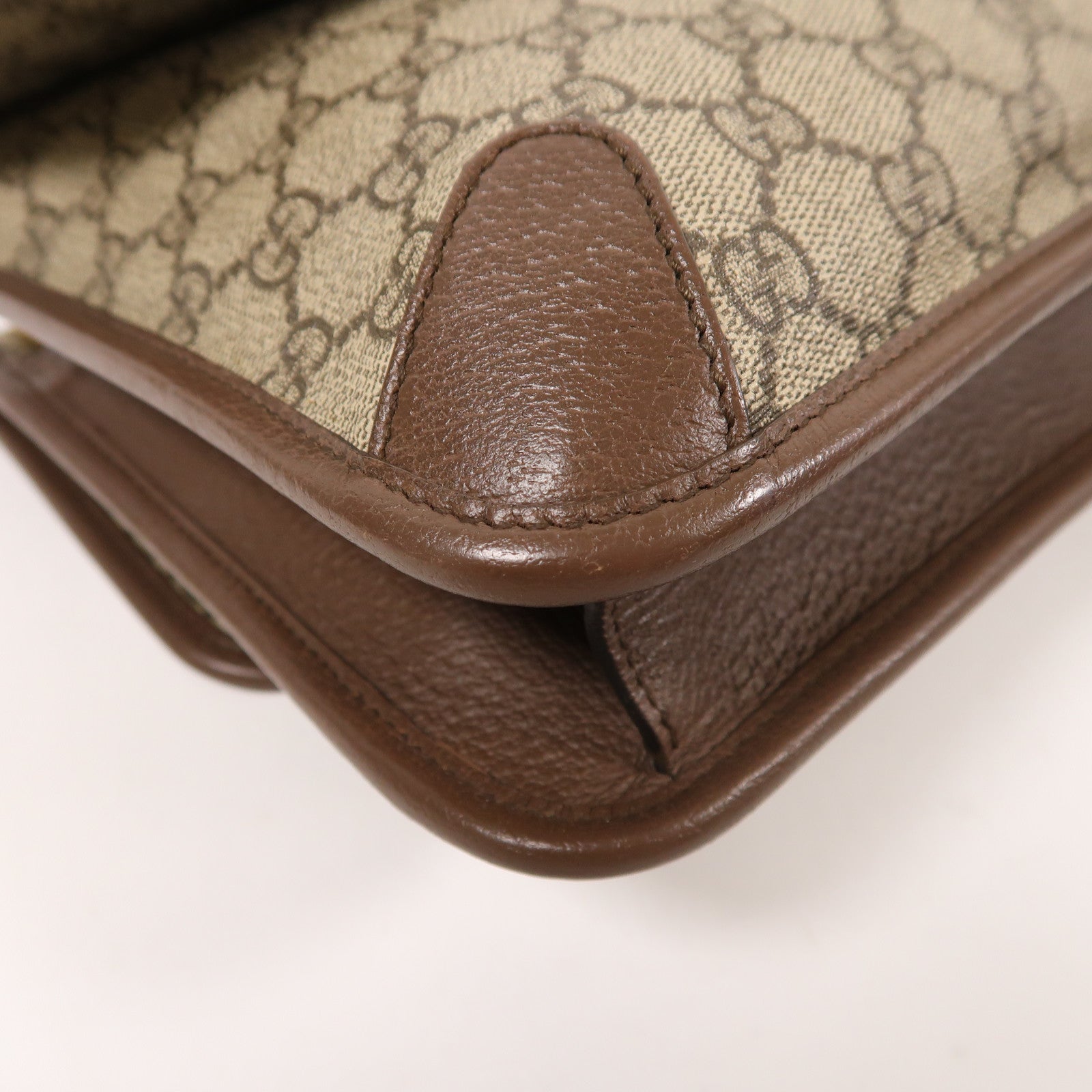 GUCCI 塗層帆布Shoulder Bag金扣肩背袋