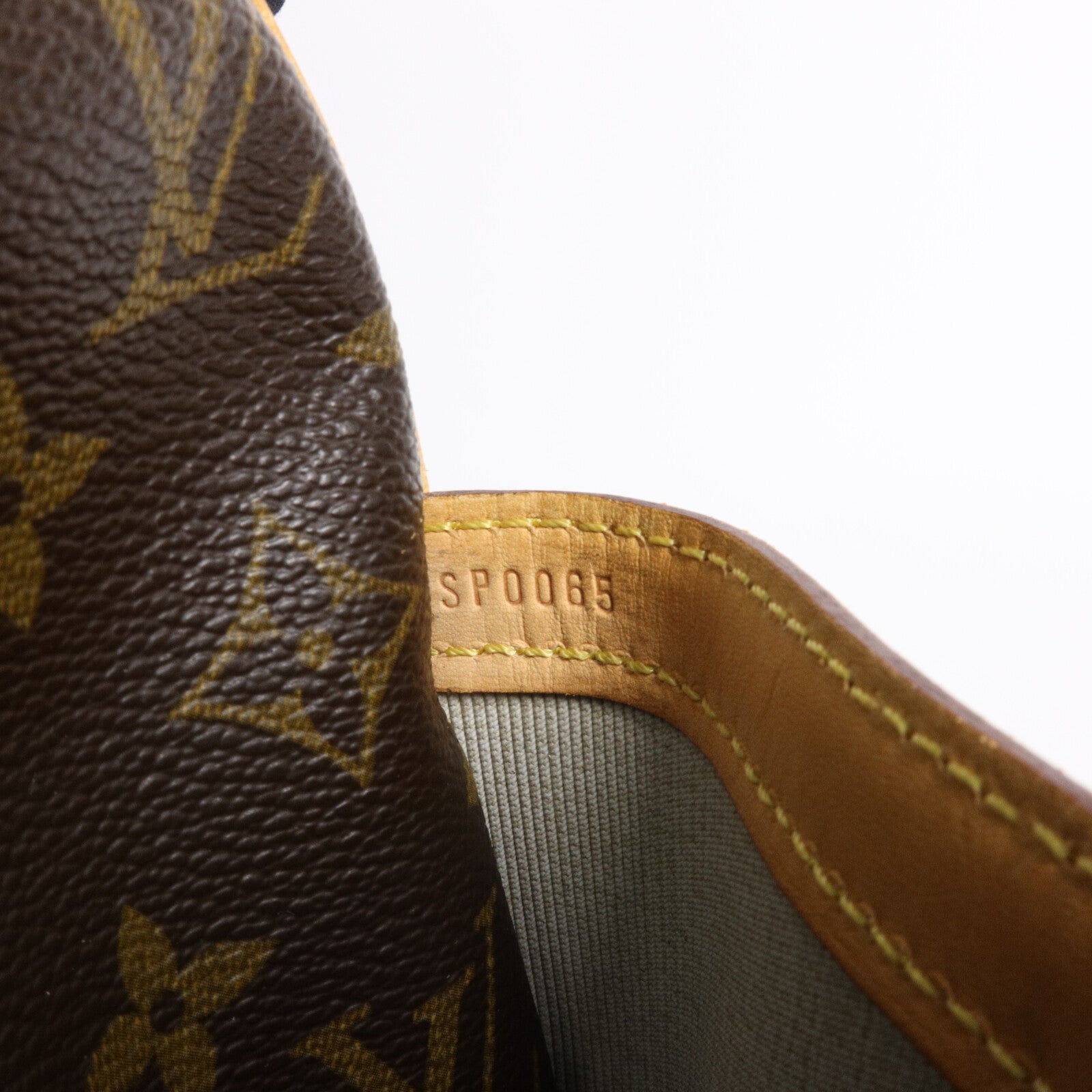 LOUIS VUITTON Monogram Reporter PM肩背袋