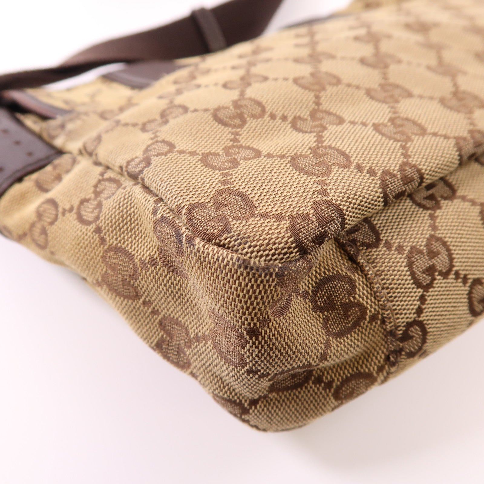 GUCCI 帆布Shoulder Bag銀扣肩背袋啡色