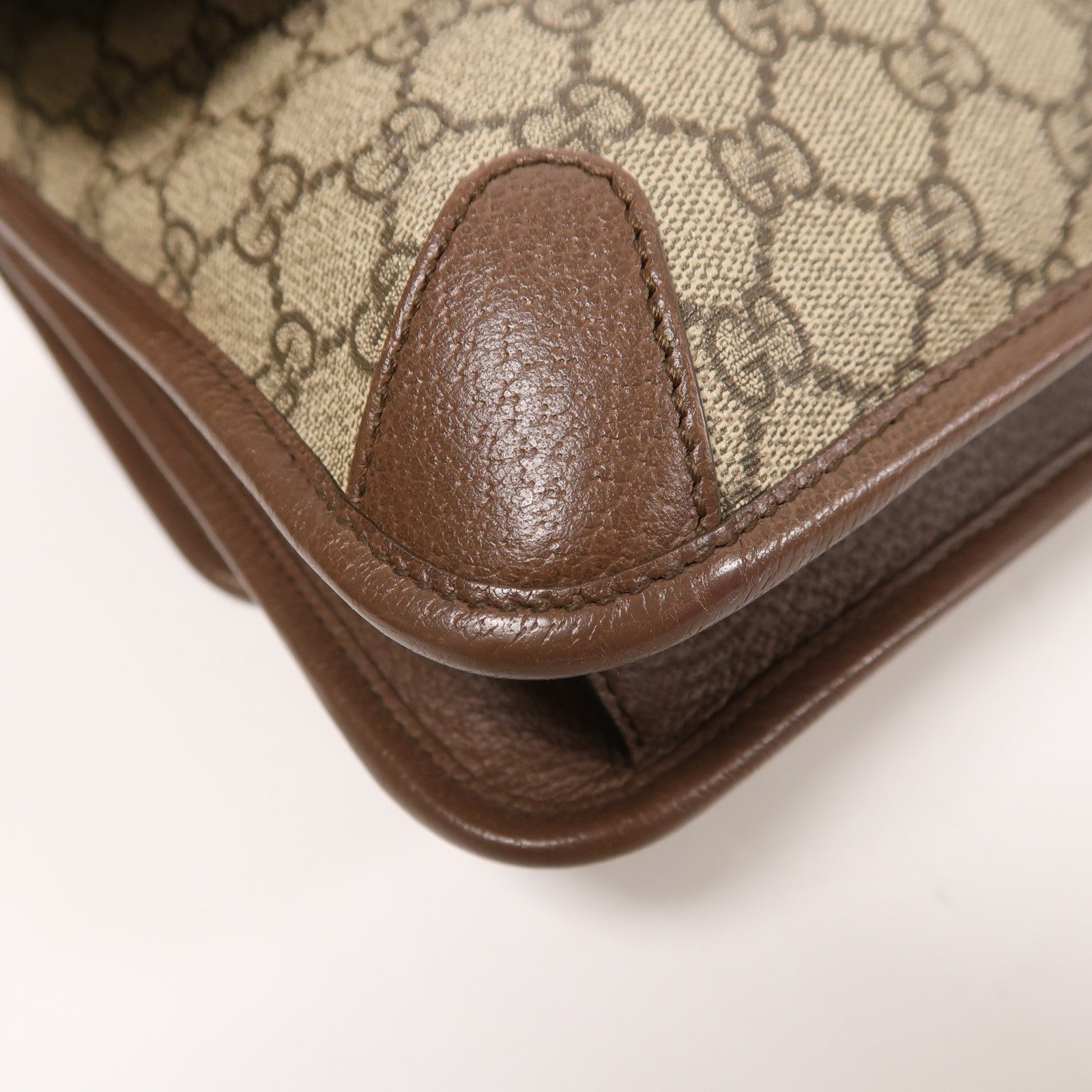 GUCCI 塗層帆布Shoulder Bag金扣肩背袋