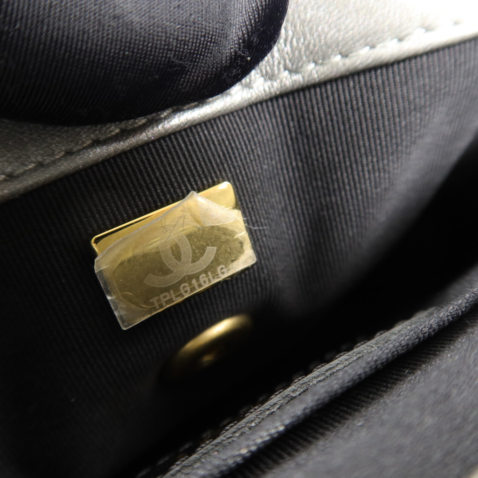 CHANEL 牛皮皮革Chain Shoulder鏈帶肩背袋