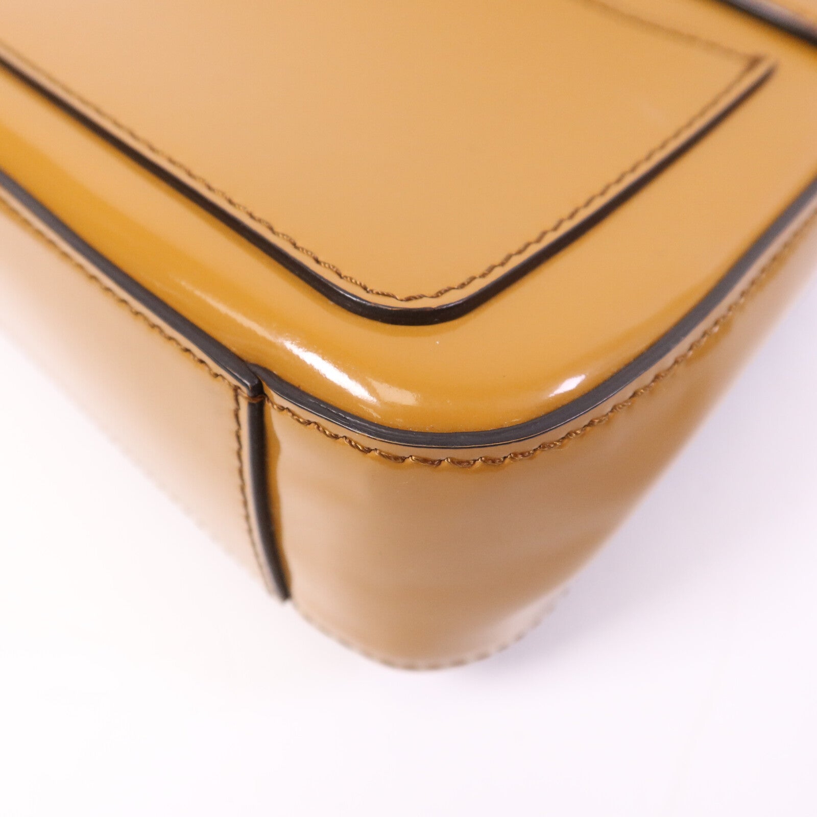 Chloe 漆皮皮革Shoulder Bag金扣肩背袋