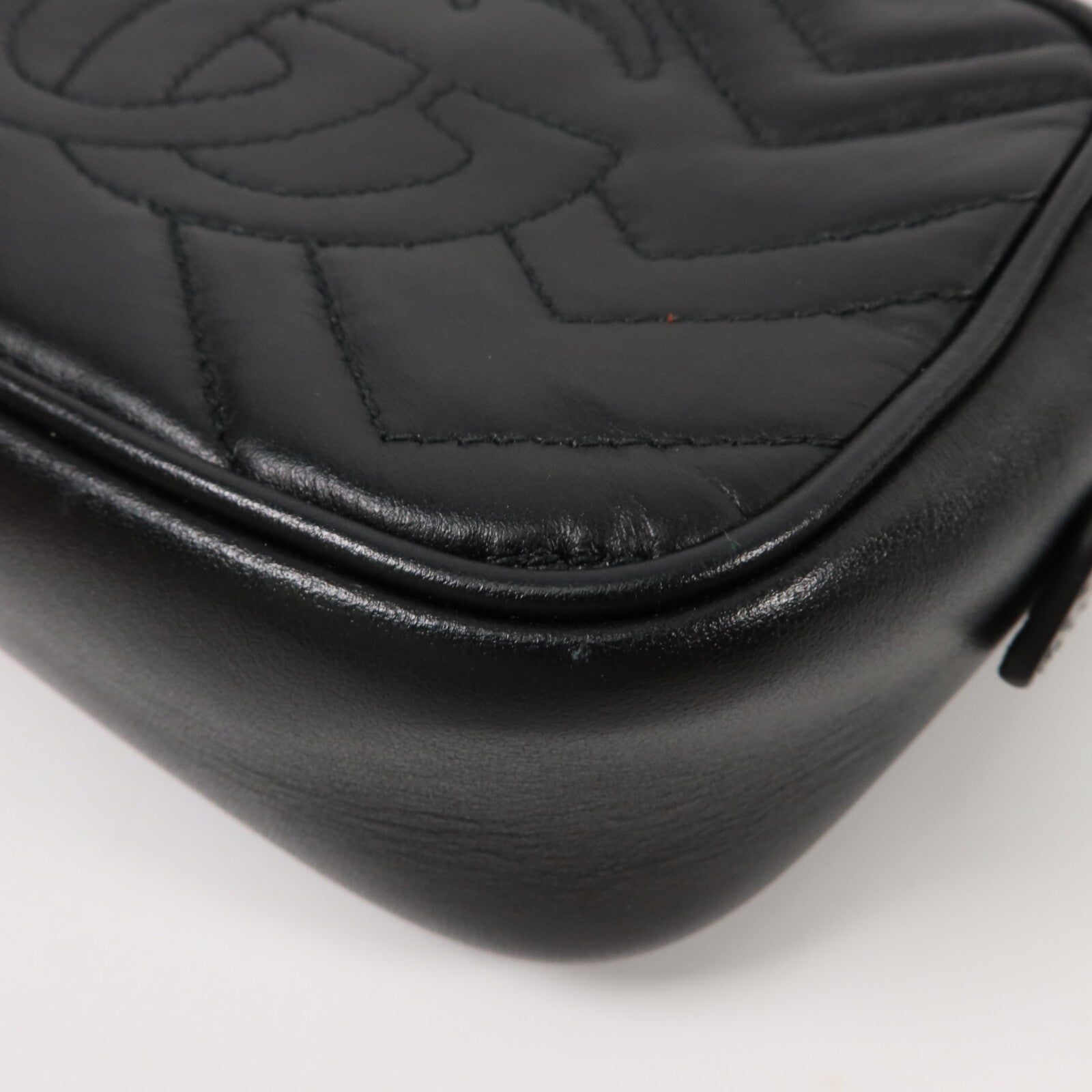GUCCI 牛皮皮革GG Marmont Mini鏈帶肩背袋
