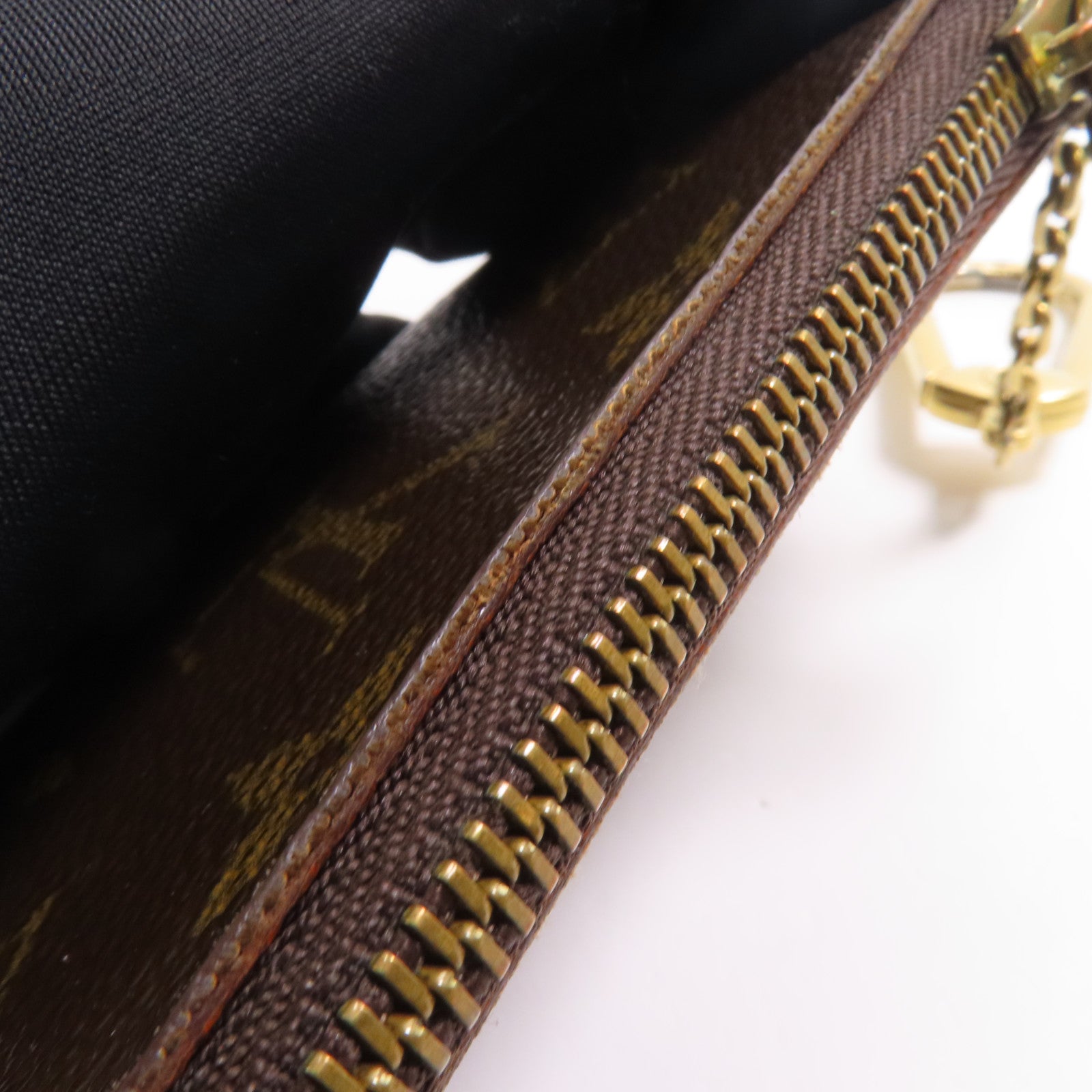 LOUIS VUITTON Monogram Key Pouch金扣鎖匙包