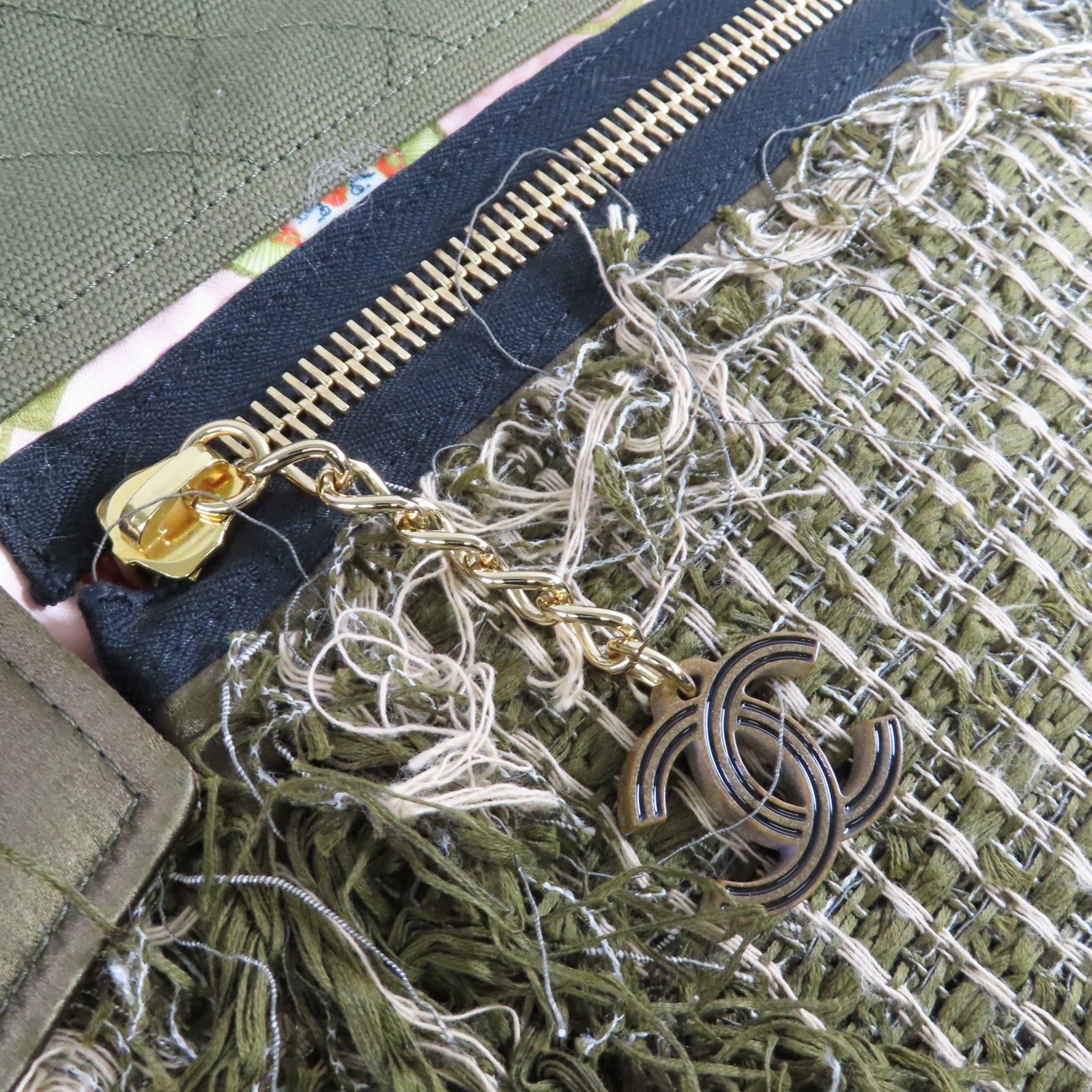 CHANEL 【激減優惠】菱格帆布Tote Bag金扣肩背袋綠色