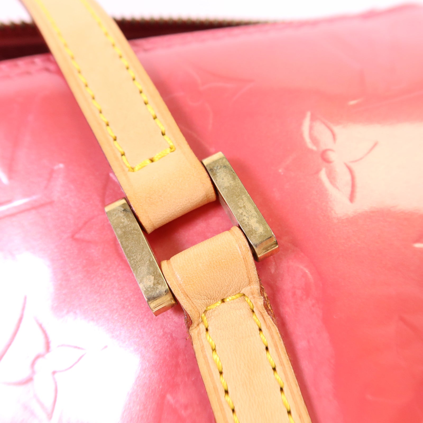 LOUIS VUITTON Vernis Bedford金扣肩背袋