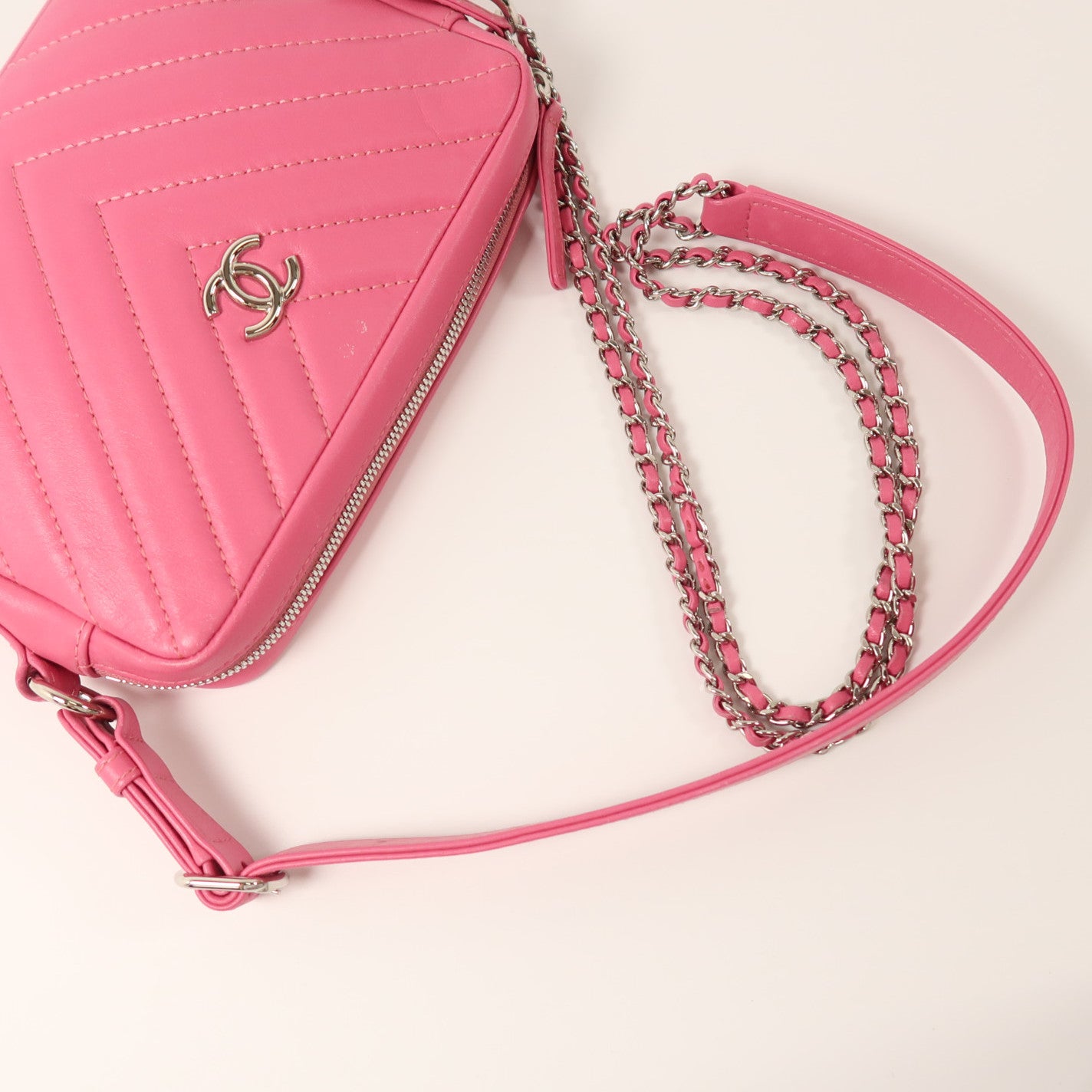 CHANEL 【激減優惠】羊皮皮革Chain Shoulder銀扣鏈帶肩背袋