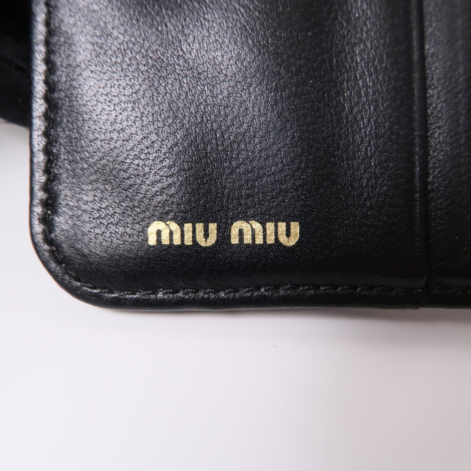 Miu Miu 羊皮皮革Wallet金扣錢包黑色