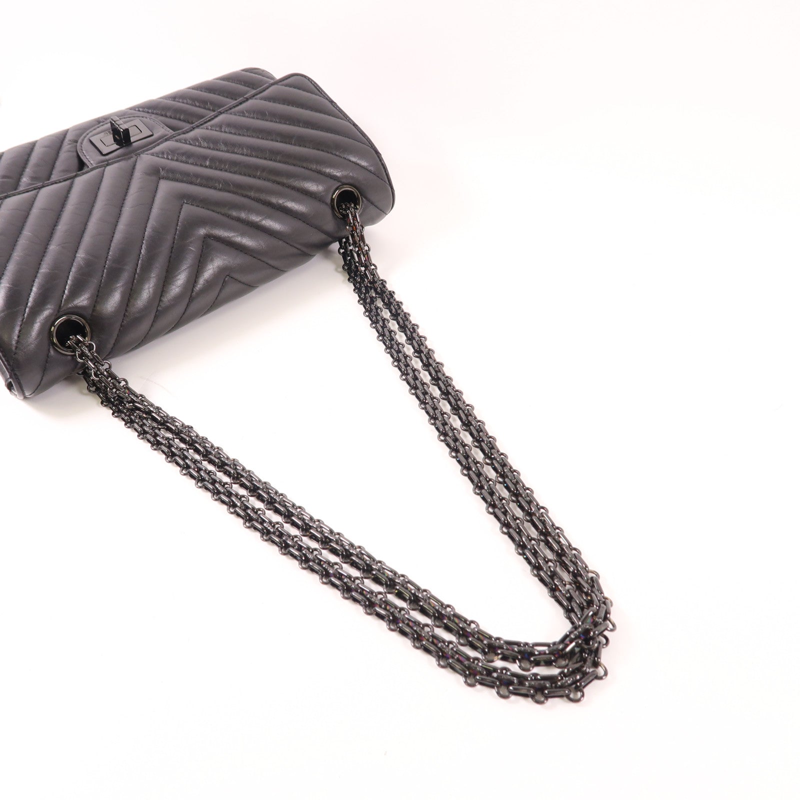 CHANEL 牛皮皮革2.55鏈帶肩背袋