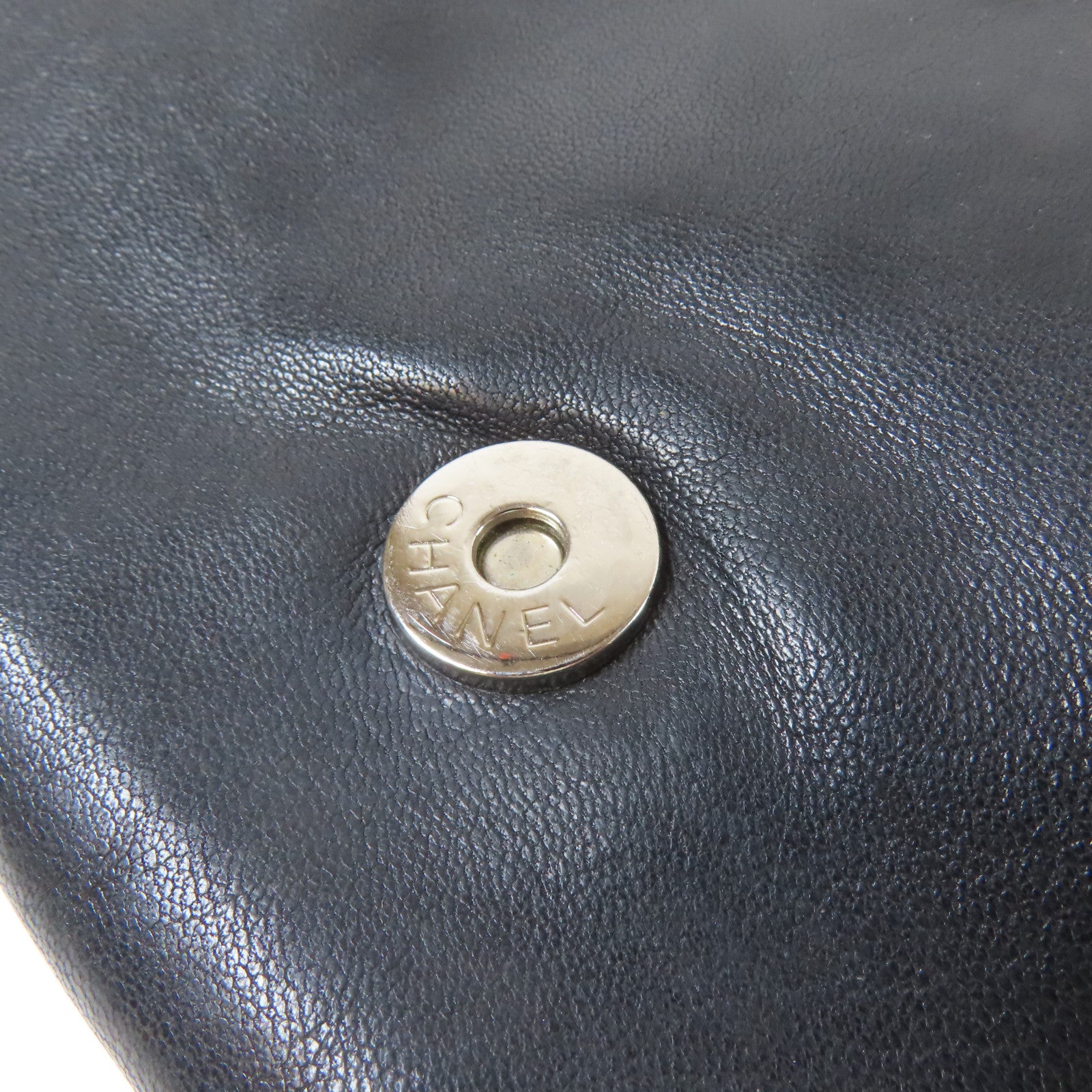 CHANEL 【激減優惠】牛皮皮革Chain Shoulder銀扣鏈帶肩背袋黑色