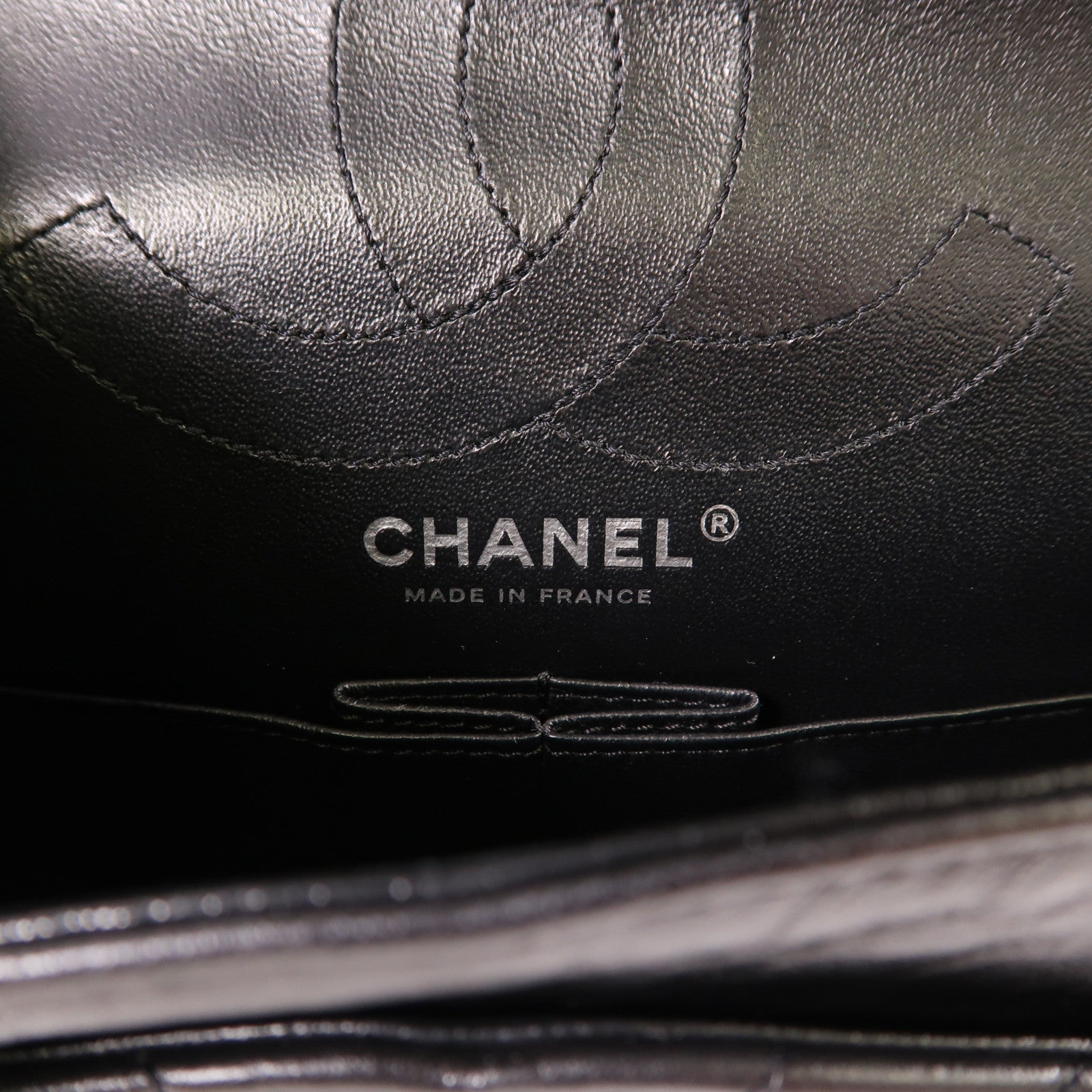 CHANEL 牛皮皮革2.55鏈帶肩背袋