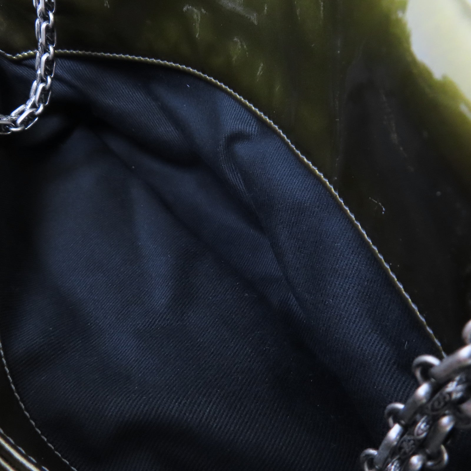 CHANEL 【激減優惠】菱格漆皮皮革Chain Shoulder Bag銀扣鏈帶肩背袋金黃色/軍綠色
