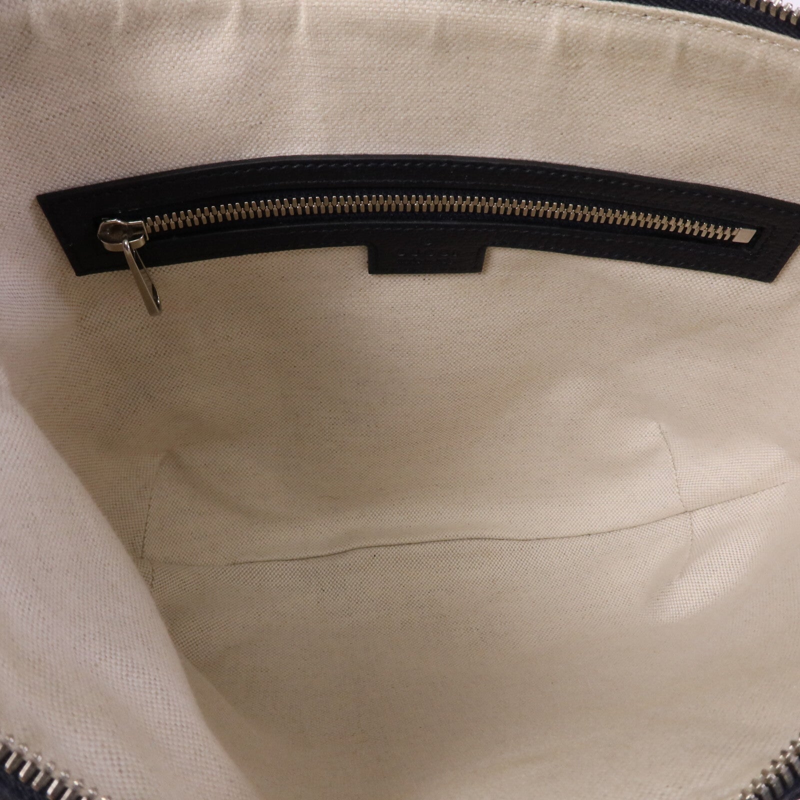 GUCCI 塗層帆布Ophidia GG銀扣肩背袋