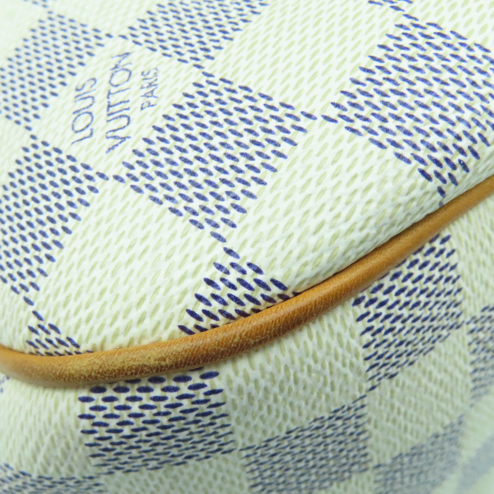 LOUIS VUITTON 【激減優惠】Damier Azur Galliera PM金扣肩背袋白色