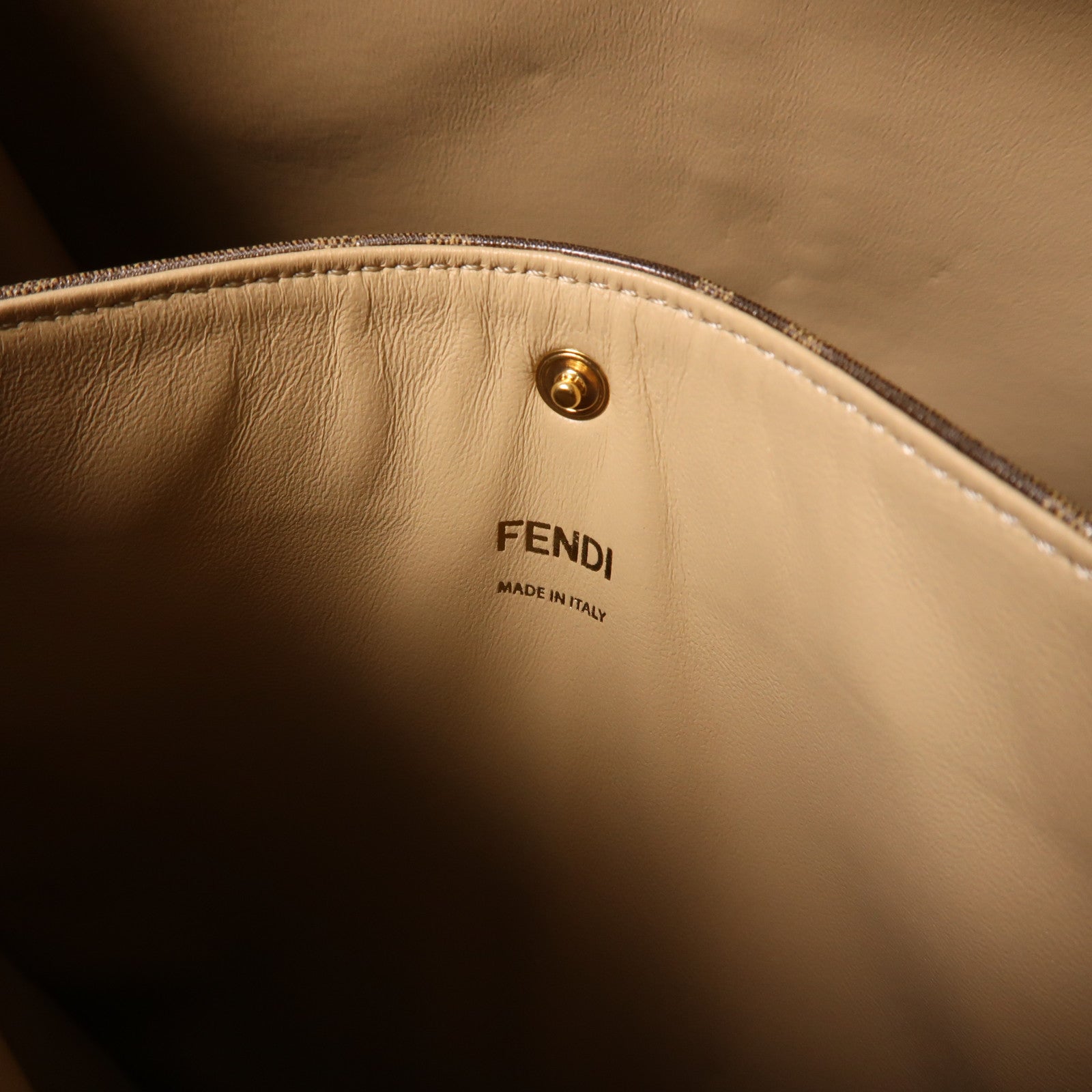 FENDI 牛皮皮革2 Way Shoulder金扣手挽肩背兩用袋啡色