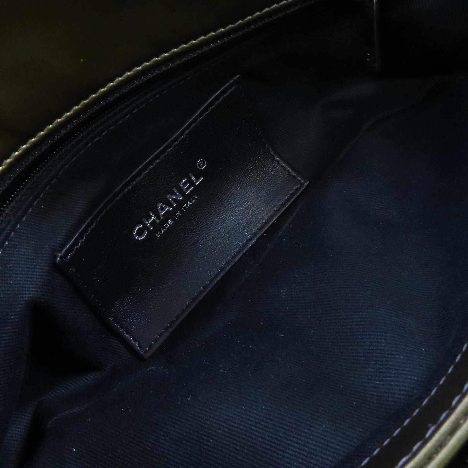 CHANEL 【激減優惠】菱格漆皮皮革Chain Shoulder Bag銀扣鏈帶肩背袋金黃色/軍綠色