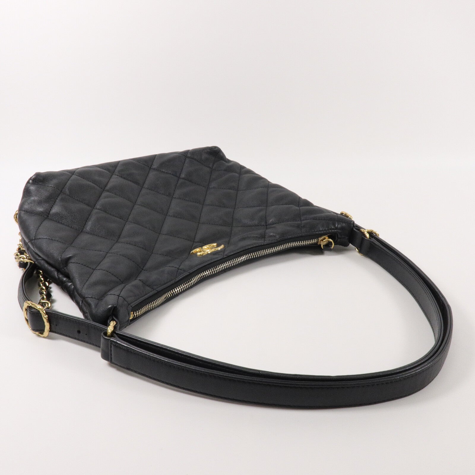 CHANEL 羊皮皮革Maxi Hobo肩背袋
