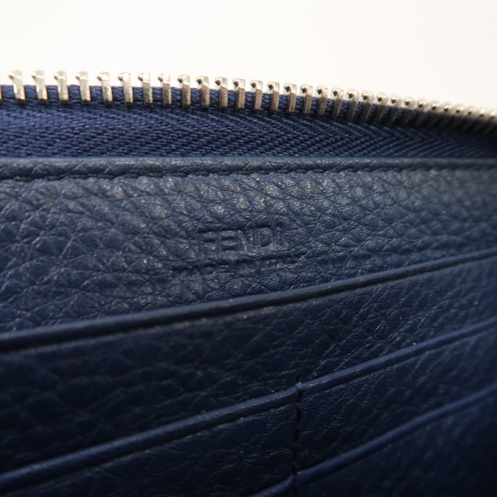 FENDI 牛皮皮革Zipper Long Wallet銀扣拉鍊長錢包藍色