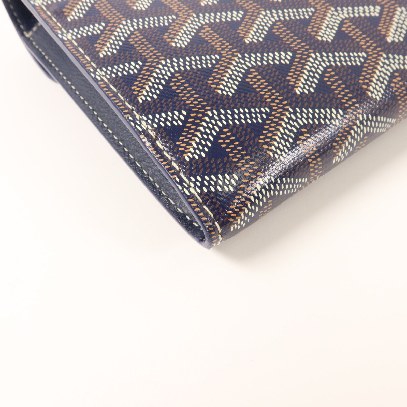 GOYARD 塗層帆布ChyprePM肩背袋