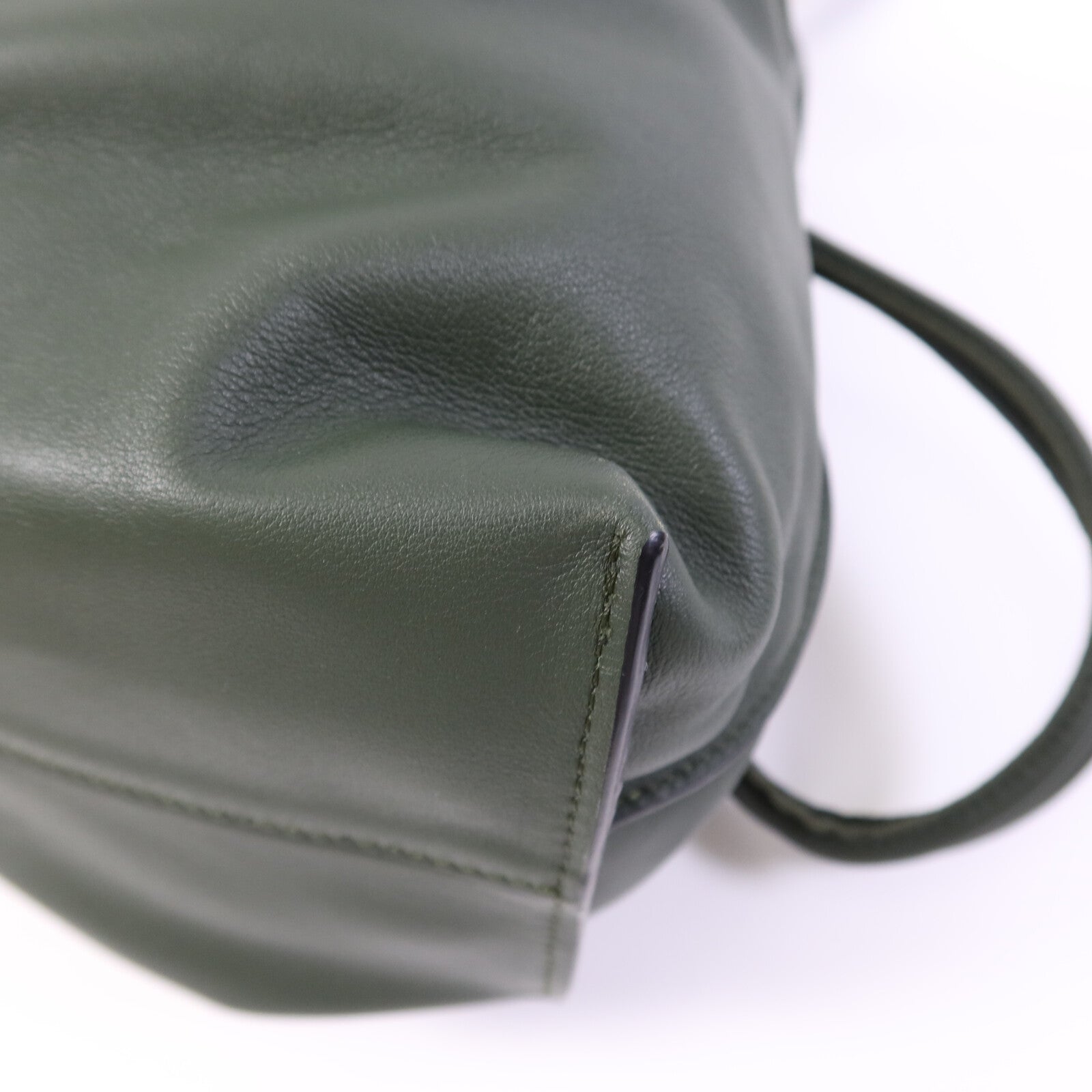 LOEWE 牛皮皮革Flamenco Large金扣肩背袋