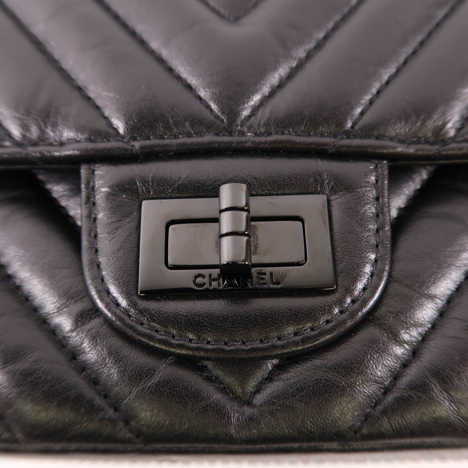 CHANEL 牛皮皮革2.55鏈帶肩背袋