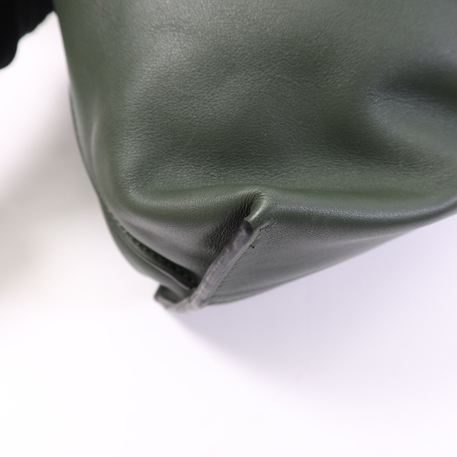 LOEWE 牛皮皮革Flamenco Large金扣肩背袋