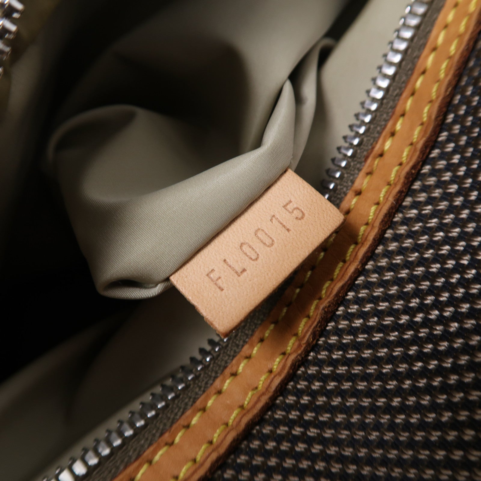 LOUIS VUITTON Damier Geant Matelot銀扣背包綠色