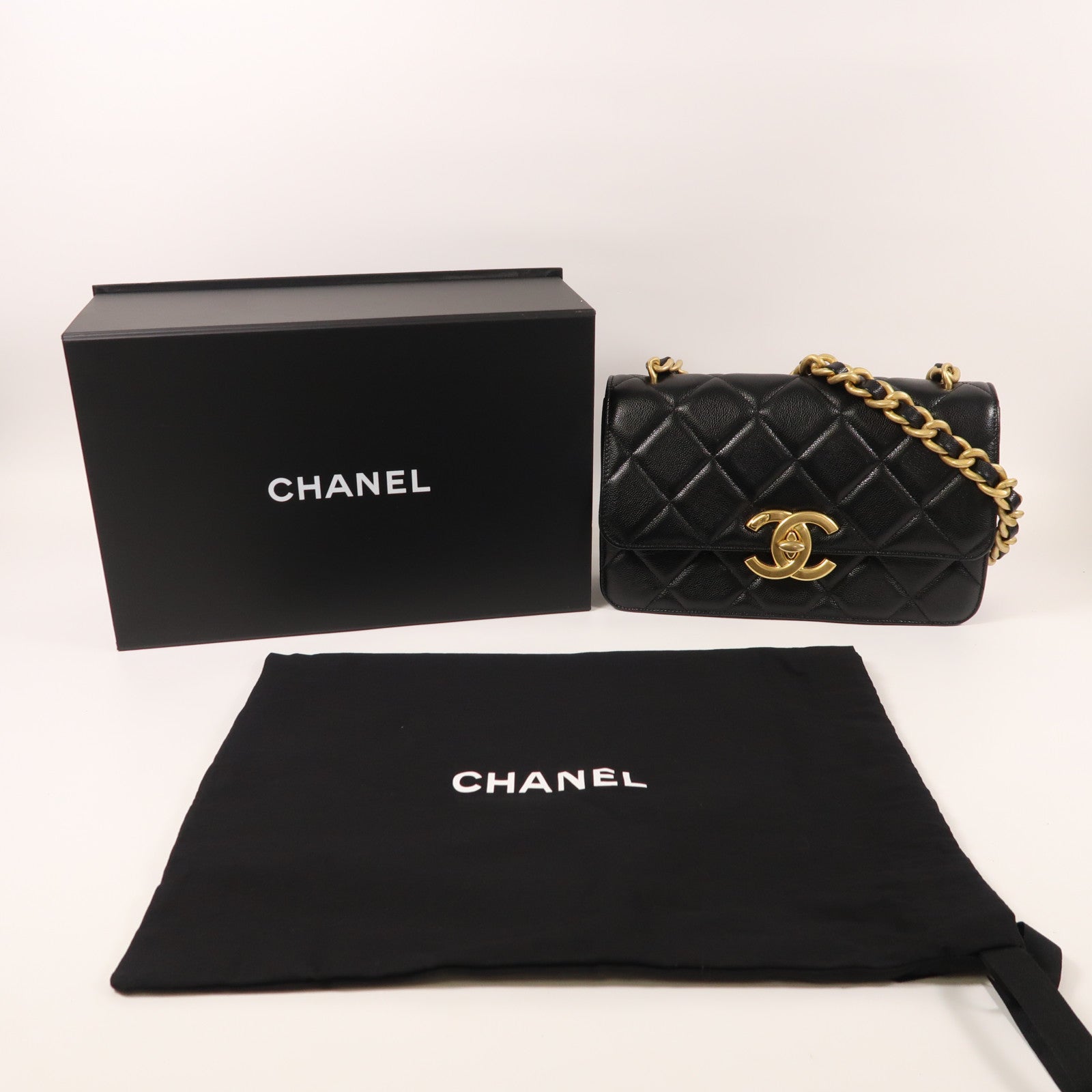 CHANEL 牛皮皮革Chain Shoulder金扣鏈帶肩背袋
