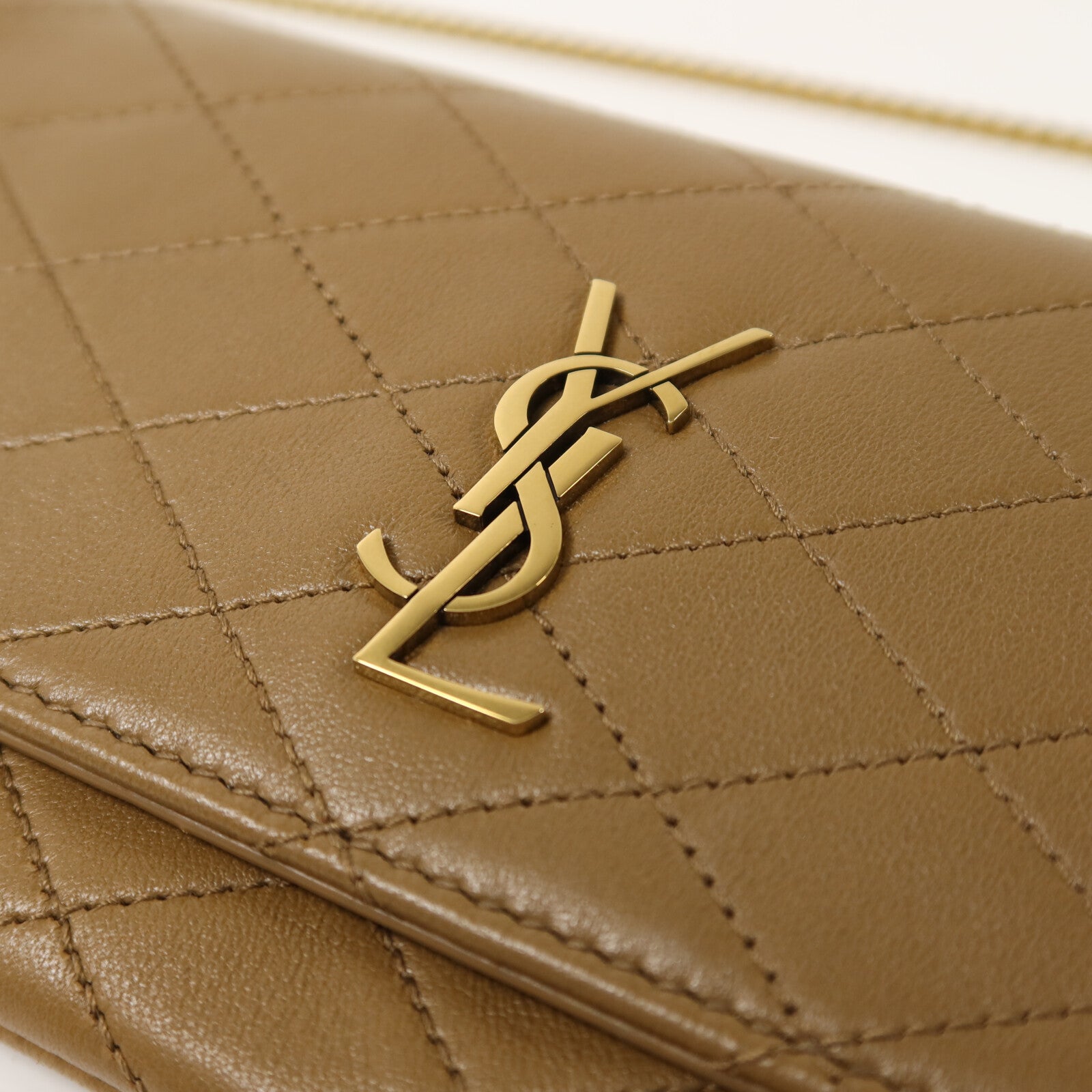 SAINT LAURENT 羊皮皮革Gaby Phone Holder鏈帶肩背袋
