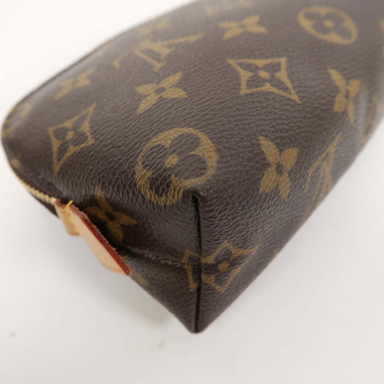 LOUIS VUITTON Monogram Pouch金扣手拿包啡色