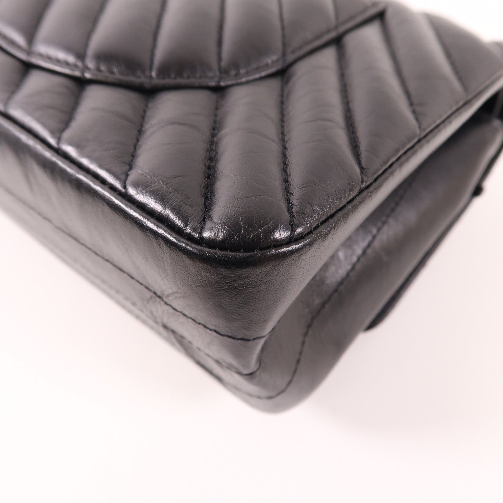 CHANEL 牛皮皮革2.55鏈帶肩背袋
