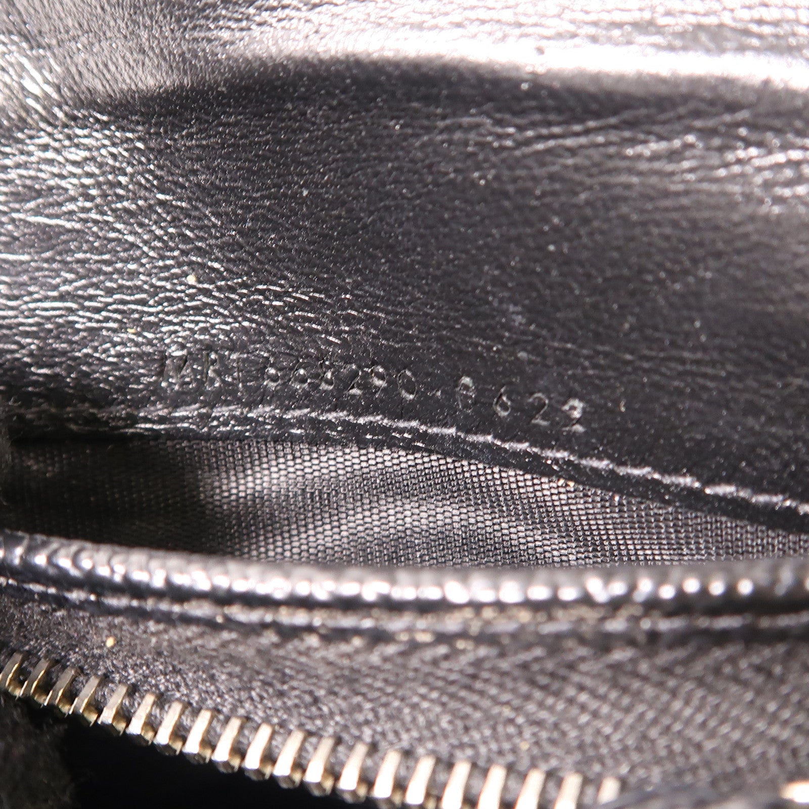 SAINT LAURENT 牛皮皮革Wallet銀扣錢包黑色