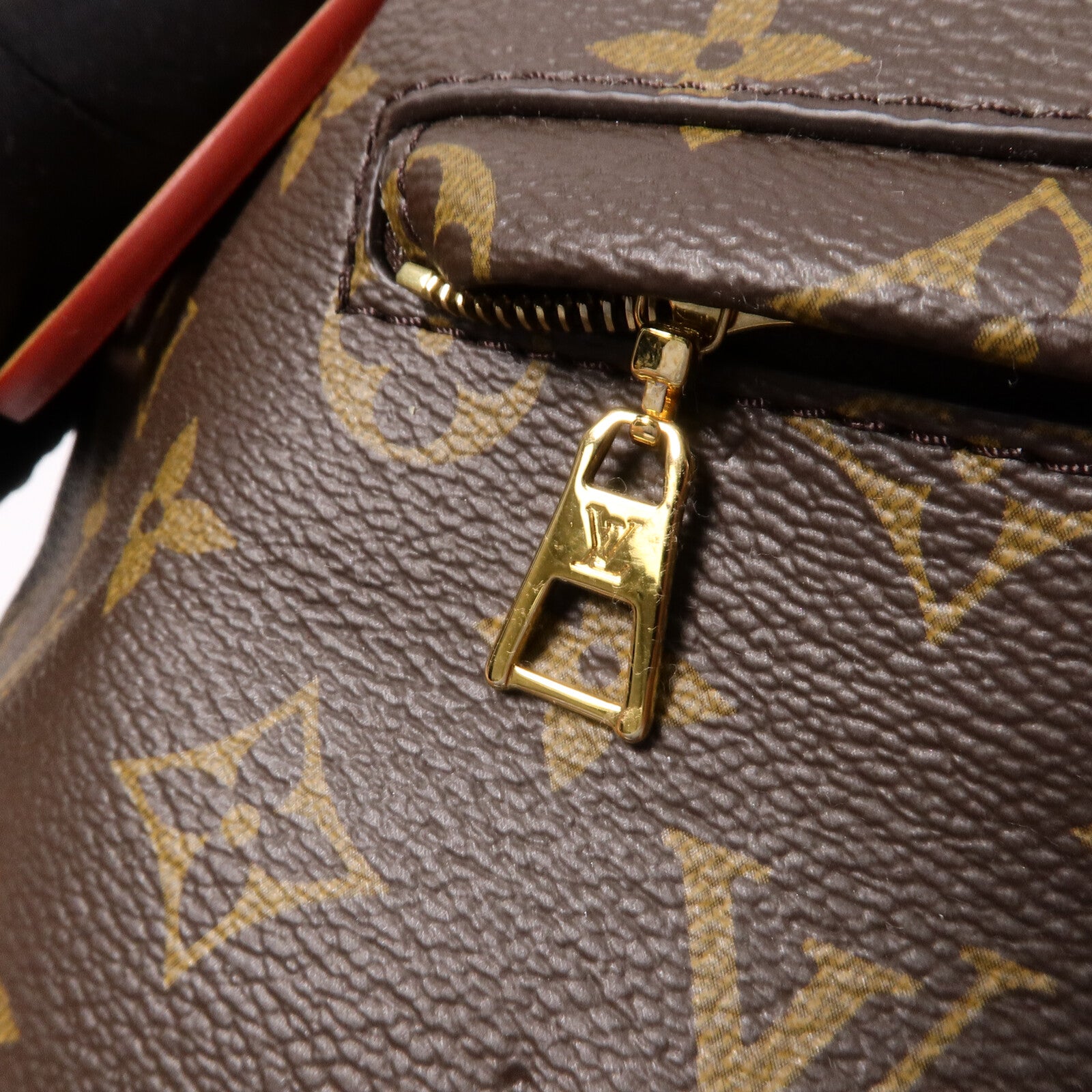 LOUIS VUITTON Monogram Montsouris背包