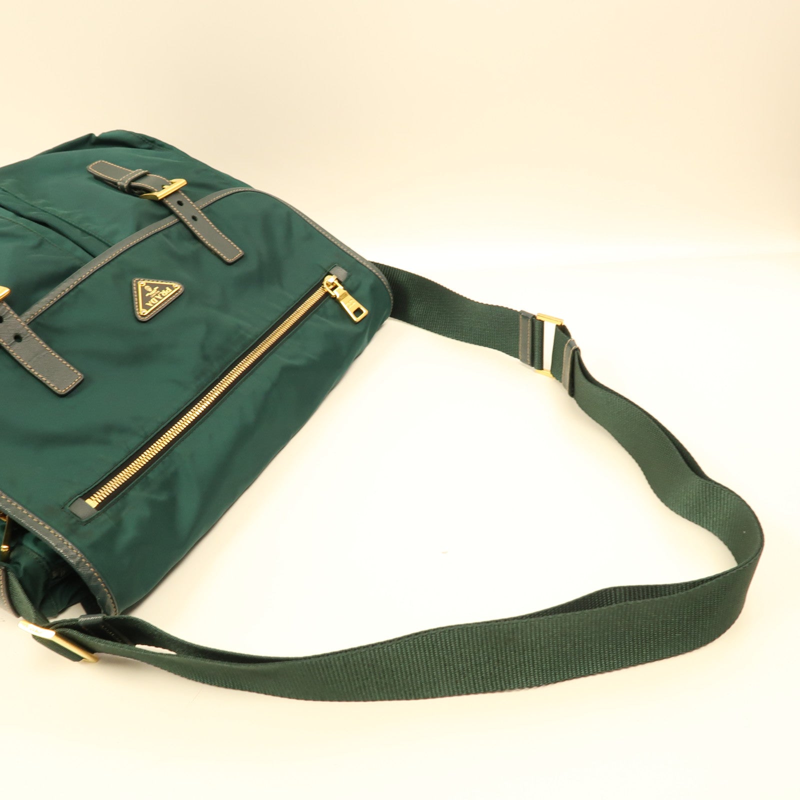 PRADA 尼龍Shoulder Bag金扣肩背袋綠色