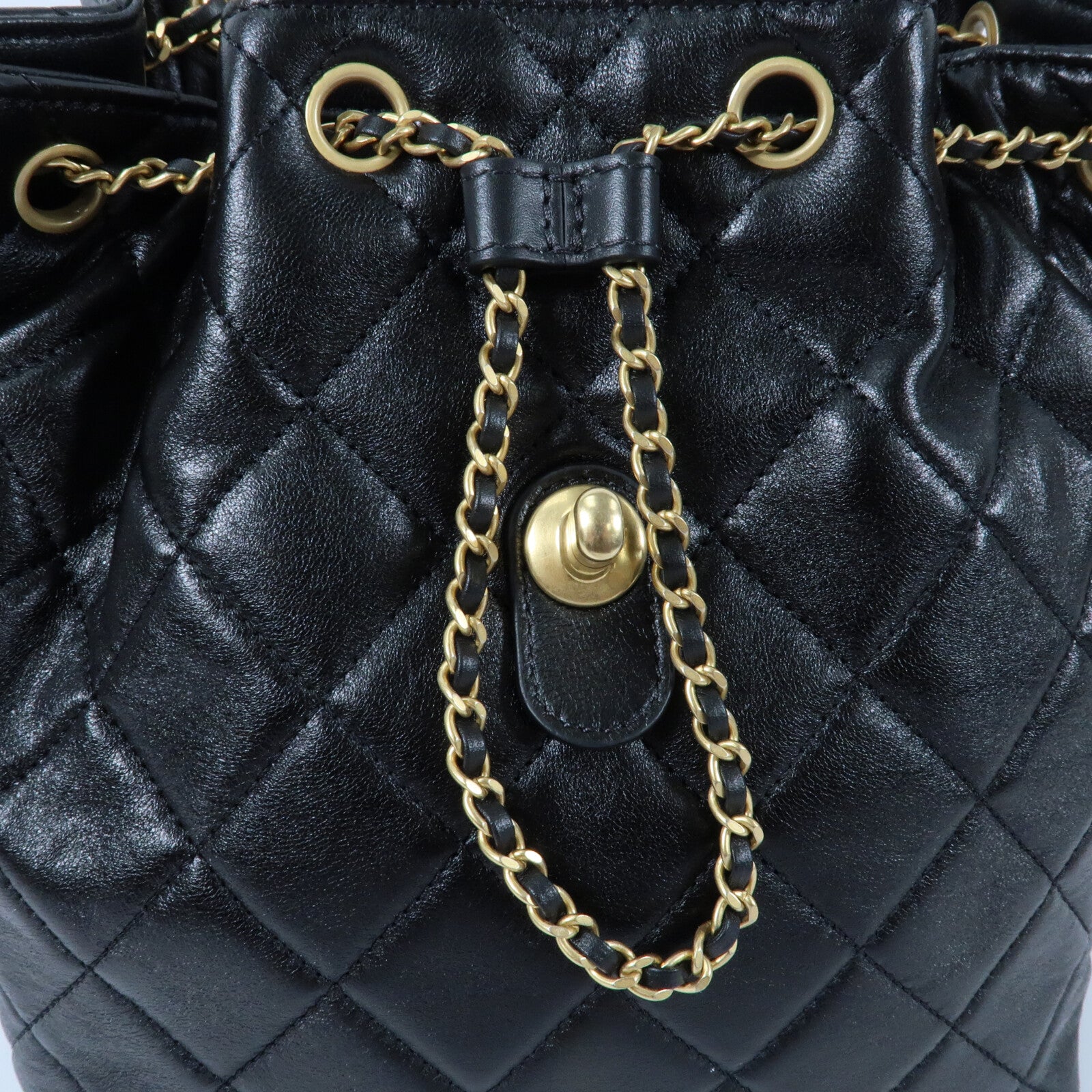 CHANEL 羊皮皮革Backpack金扣背包