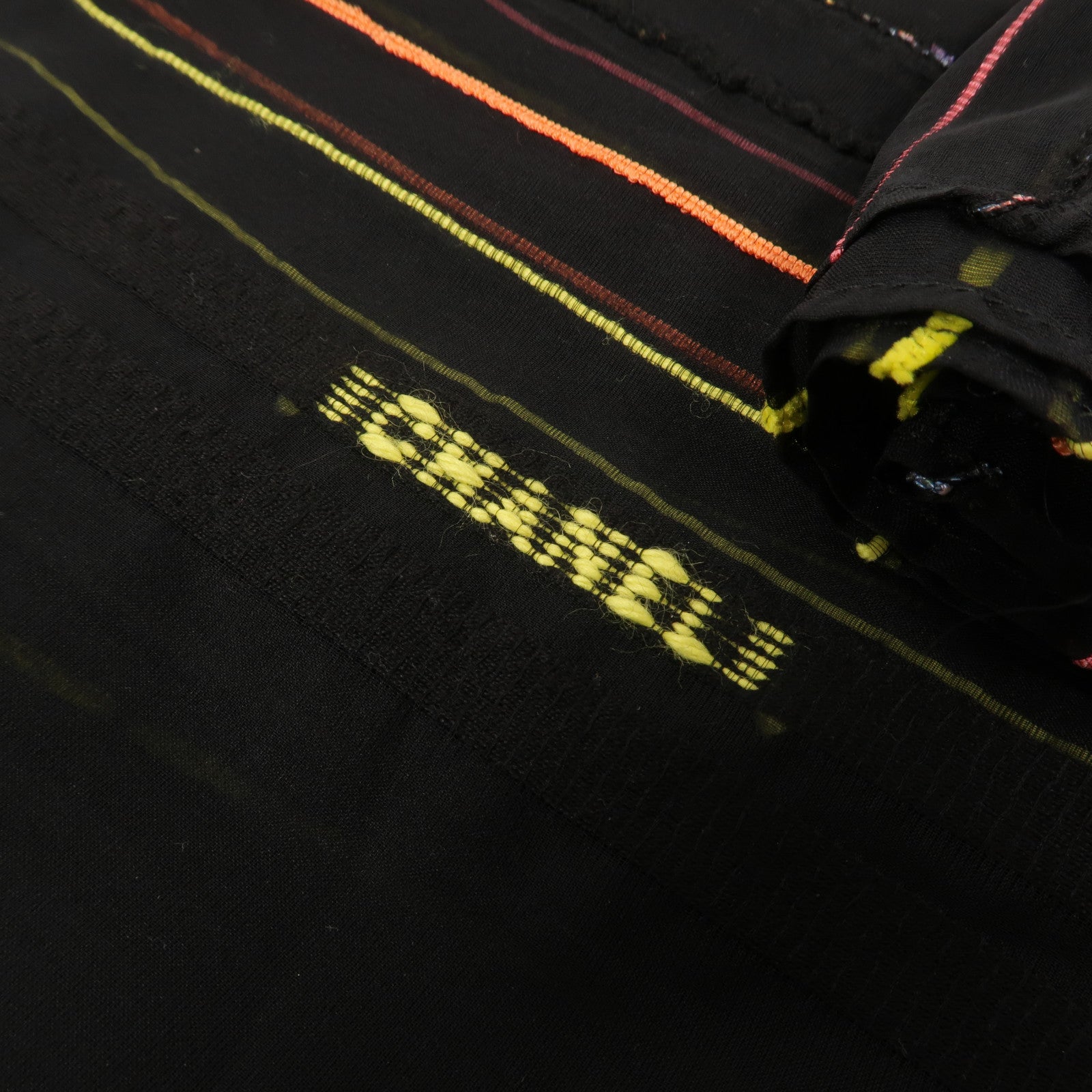 CHANEL 絲質/羊絨Scarf圍巾