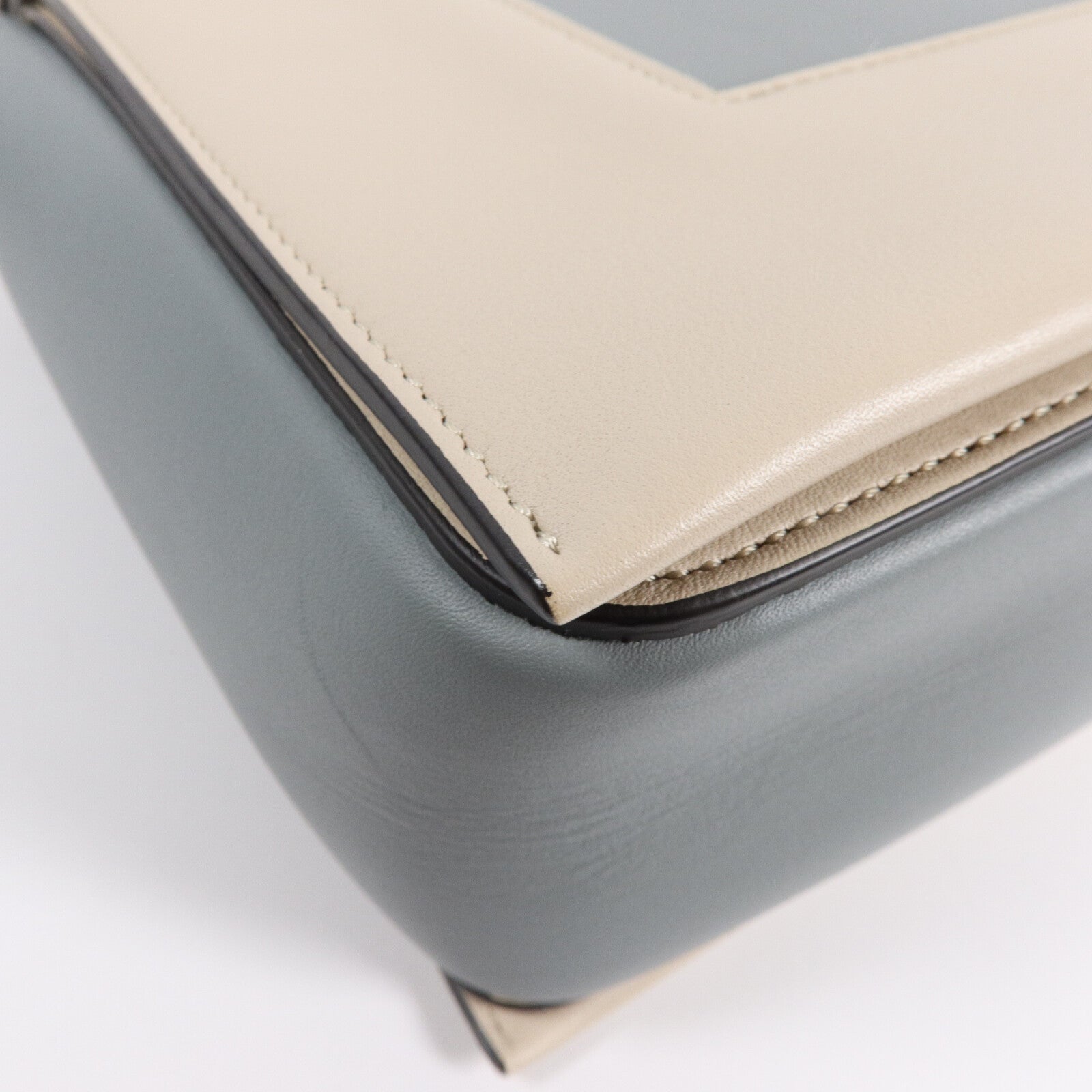 CELINE 牛皮皮革Frame肩背袋