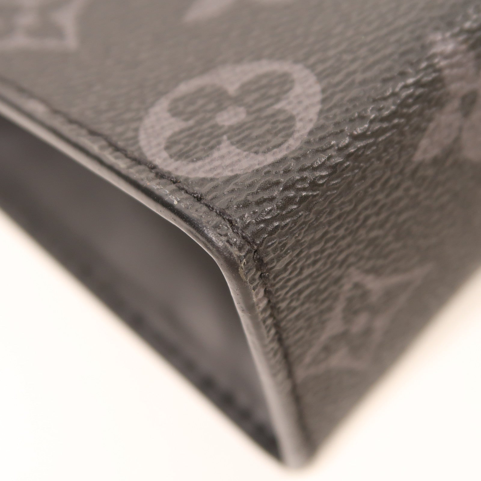 LOUIS VUITTON Monogram Eclipse Pochette Voyage MM銀扣手拿包