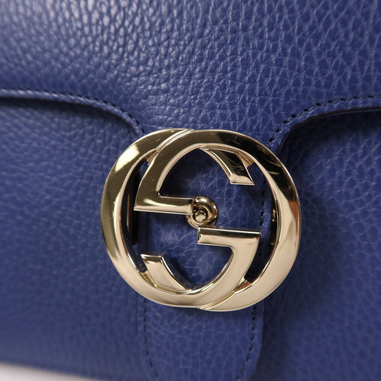 GUCCI 牛皮皮革Interlocking GG Bag金扣肩背袋