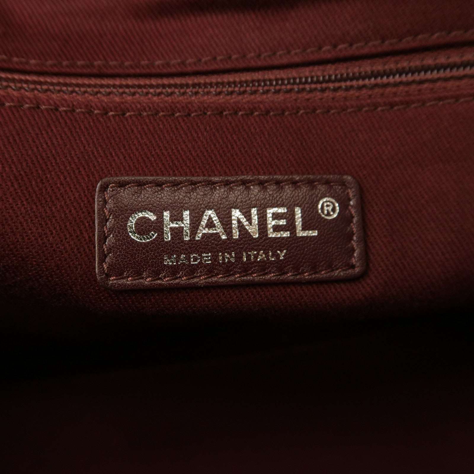 CHANEL 【激減優惠】菱格牛皮皮革Chain Shoulder銀扣肩背袋黑色