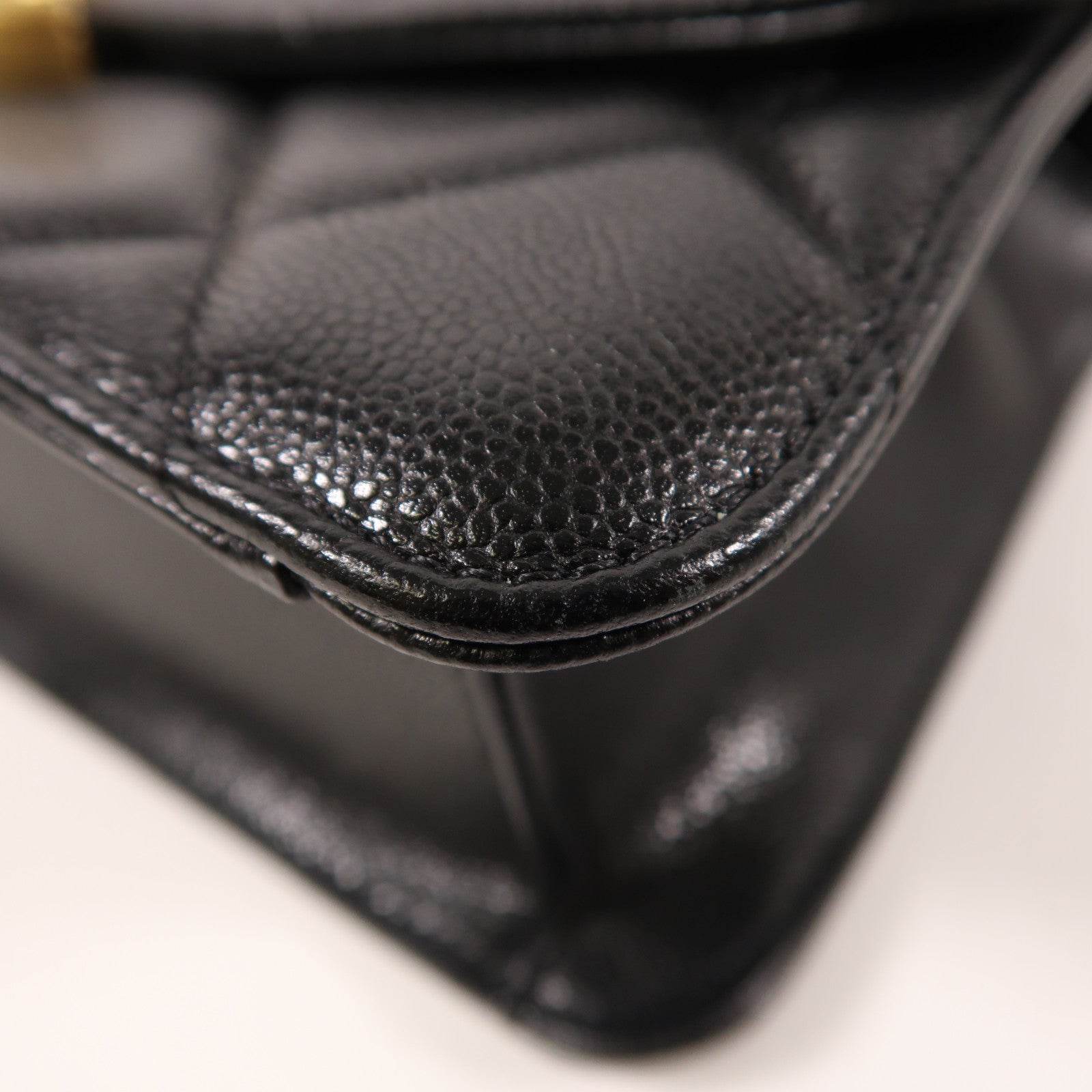 CHANEL 牛皮皮革Chain Shoulder金扣鏈帶肩背袋