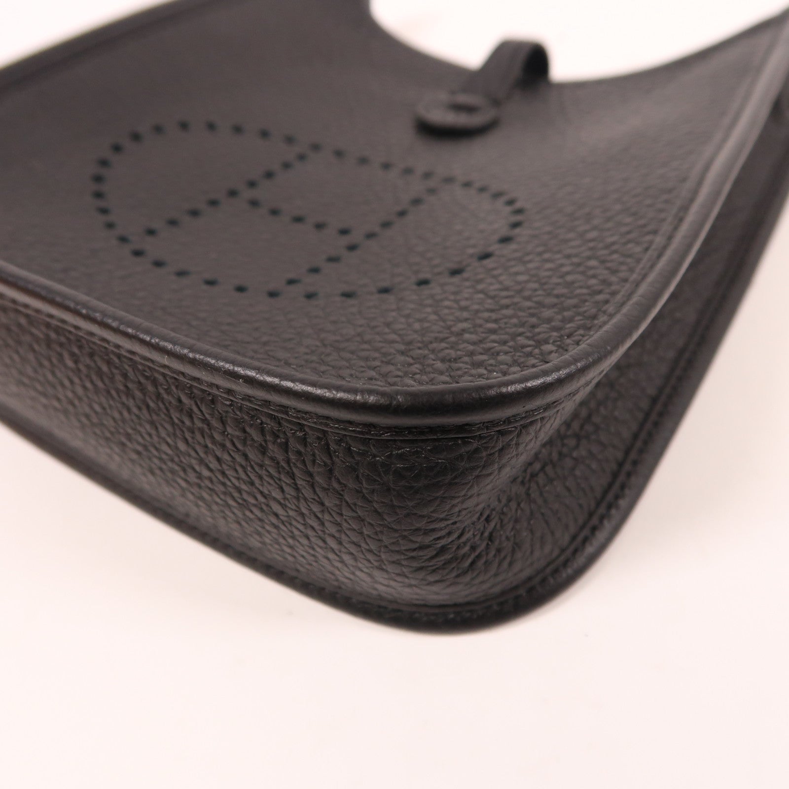 HERMES Clemence皮革Evelyne TPM銀扣肩背袋黑色