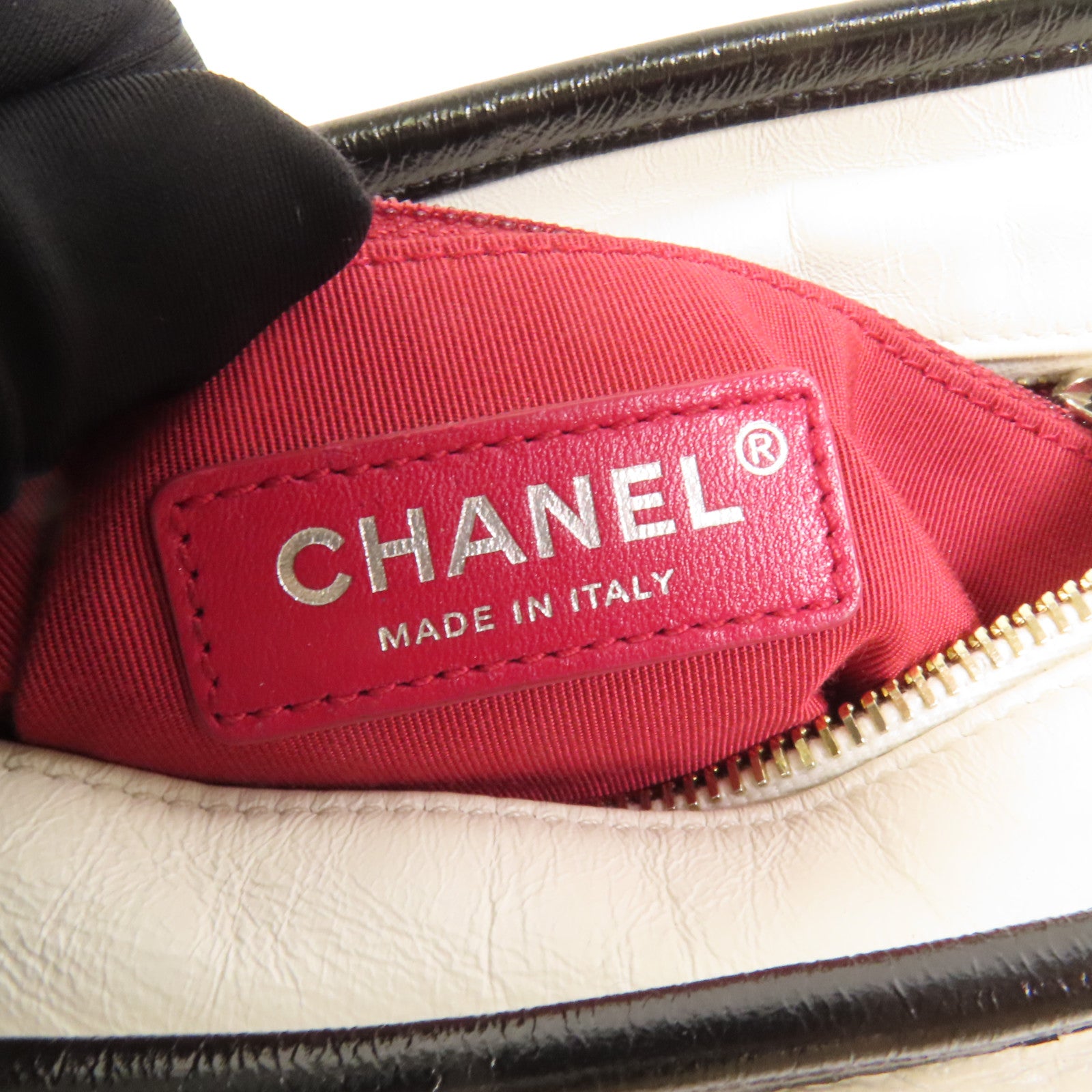 CHANEL 牛皮皮革Gabrielle Small金扣鏈帶肩背袋