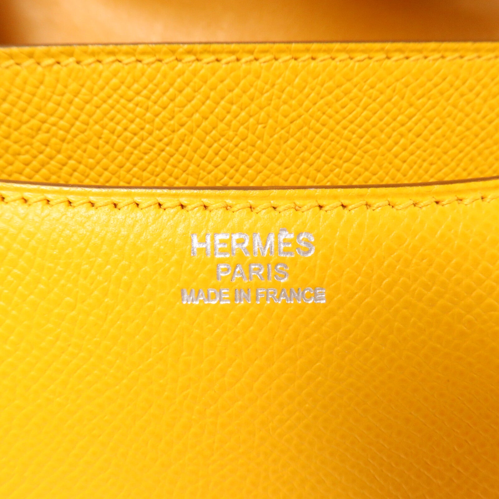 HERMES Epsom皮革Constance 24肩背袋Jaune d'Or